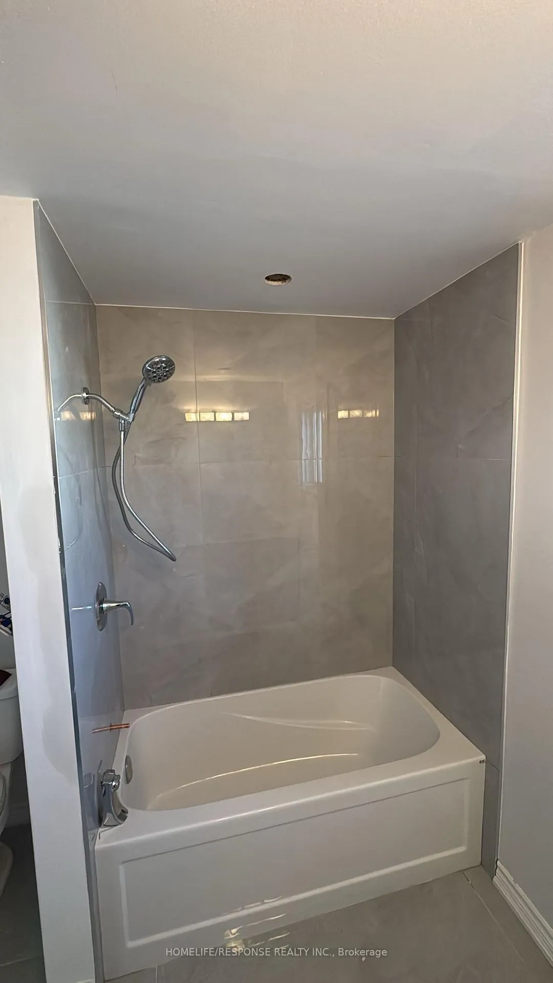 Photo 26 of Unit UPPER, 7 Belleau Street, Hamilton, Stoney Creek Mountain — HOMEH
