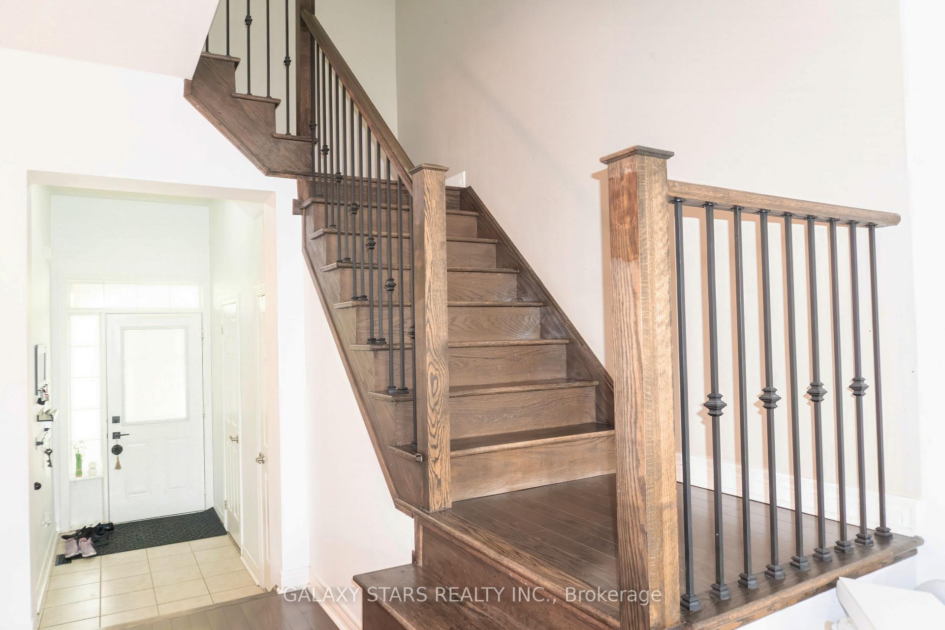 Photo 4 of 5 Aspenview Avenue, Caledon, Rural Caledon — HOMEH