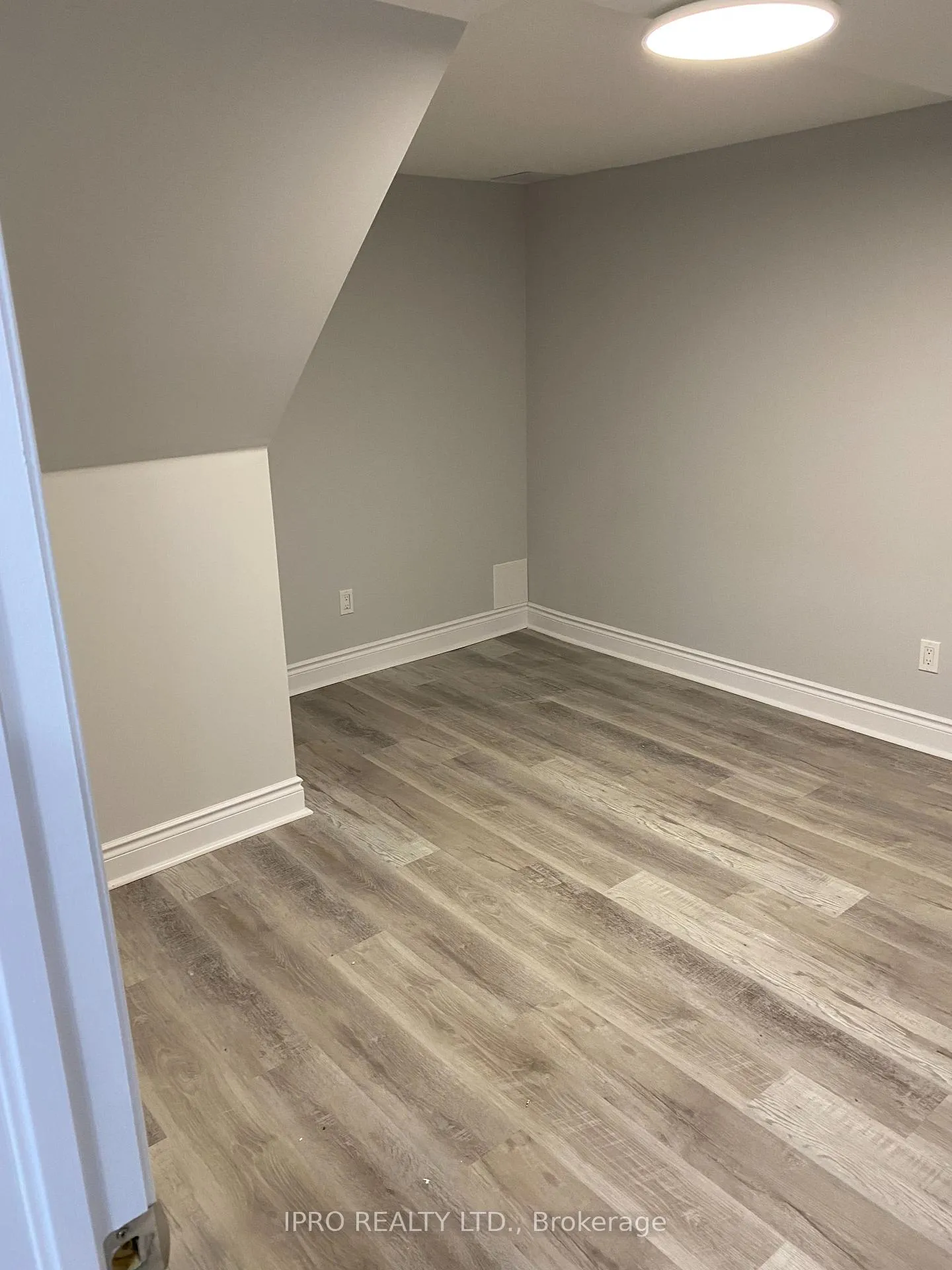 Photo 10 of Unit Bsmt, 7331 Watergrove Road, Mississauga, Lisgar — HOMEH