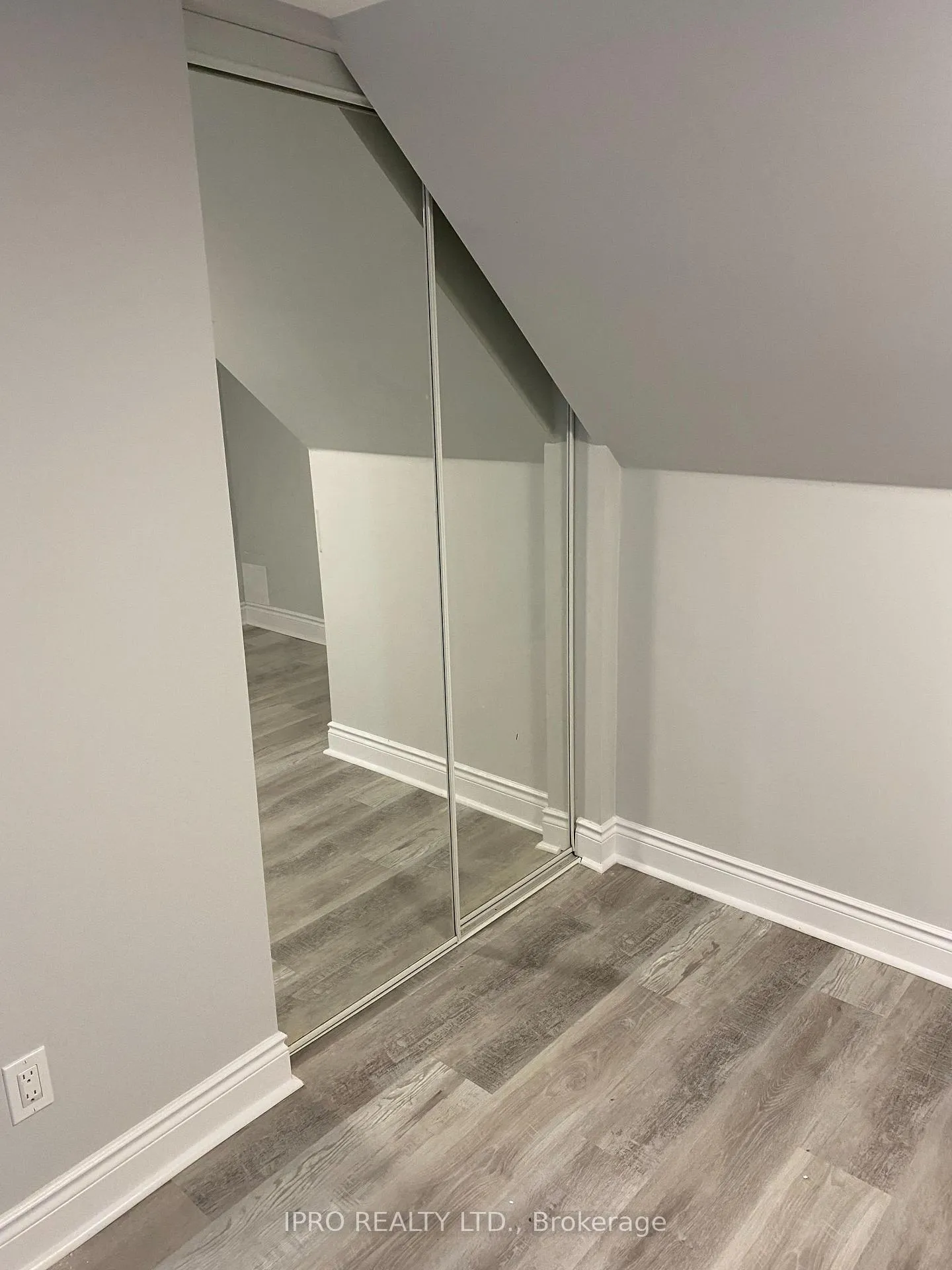 Photo 11 of Unit Bsmt, 7331 Watergrove Road, Mississauga, Lisgar — HOMEH
