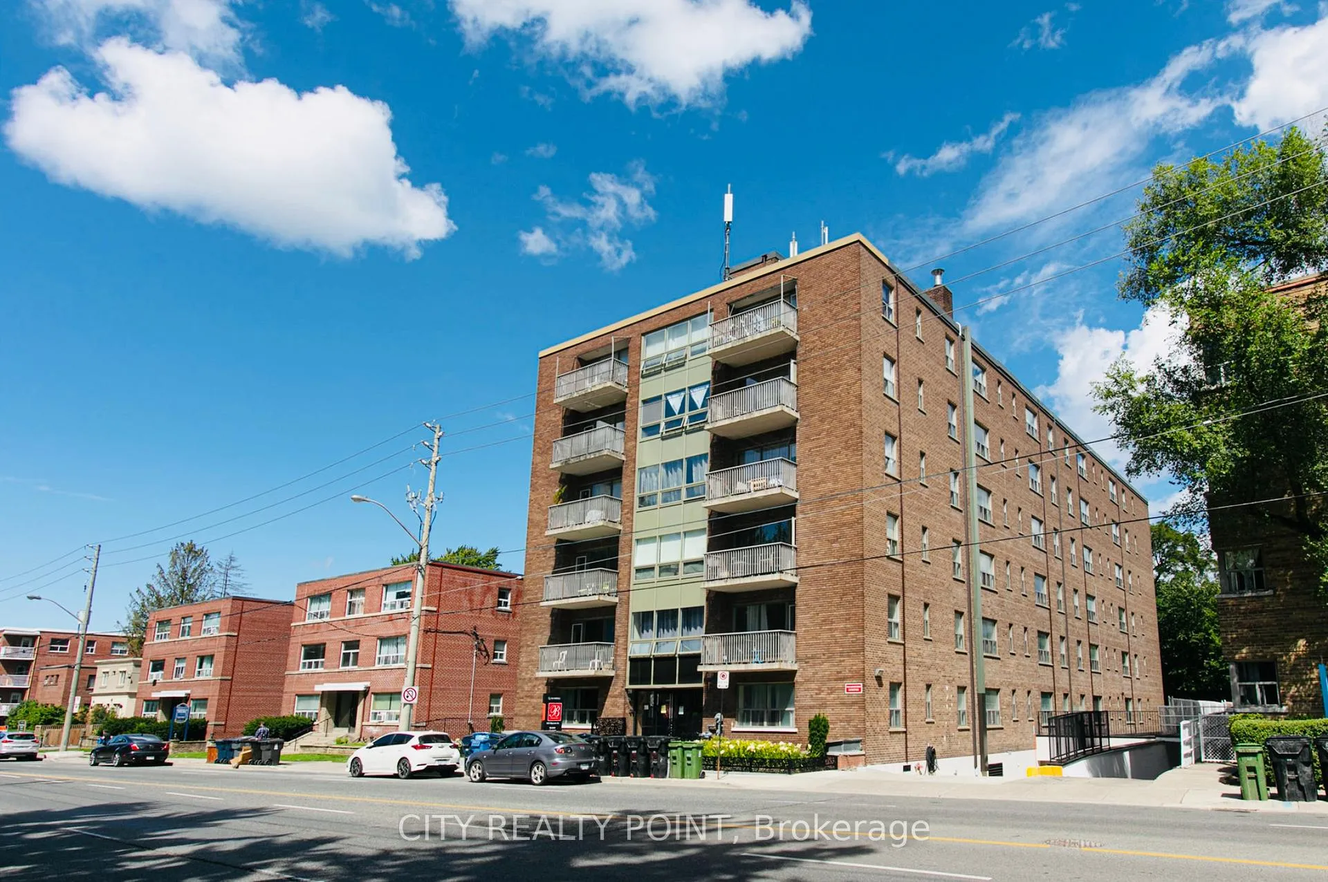 Photo 2 of Unit 208, 1291 Bayview Avenue N, Toronto, Leaside — HOMEH