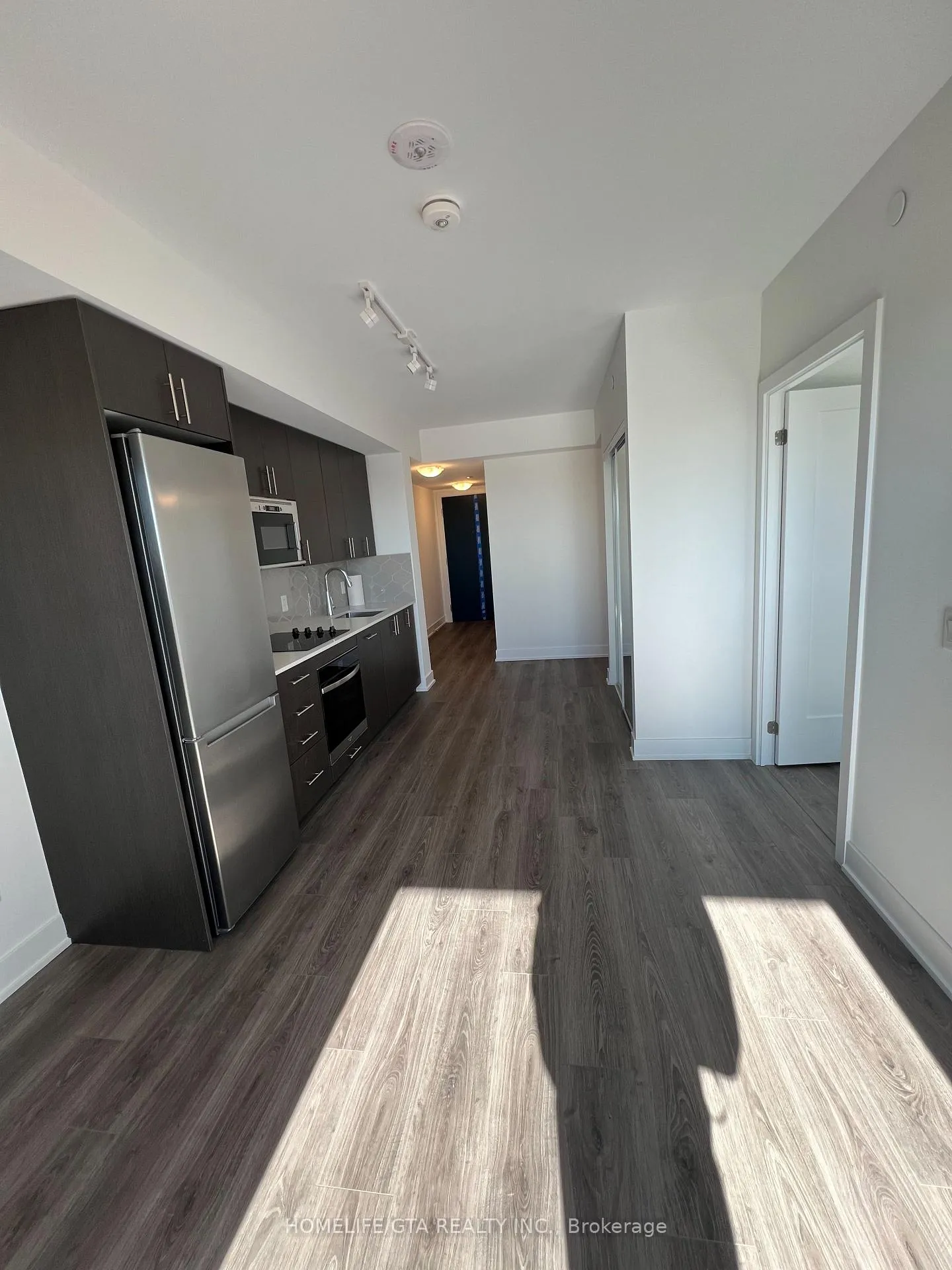 Photo 5 of Unit 540, 2545 Simcoe Street N, Oshawa, Windfields — HOMEH