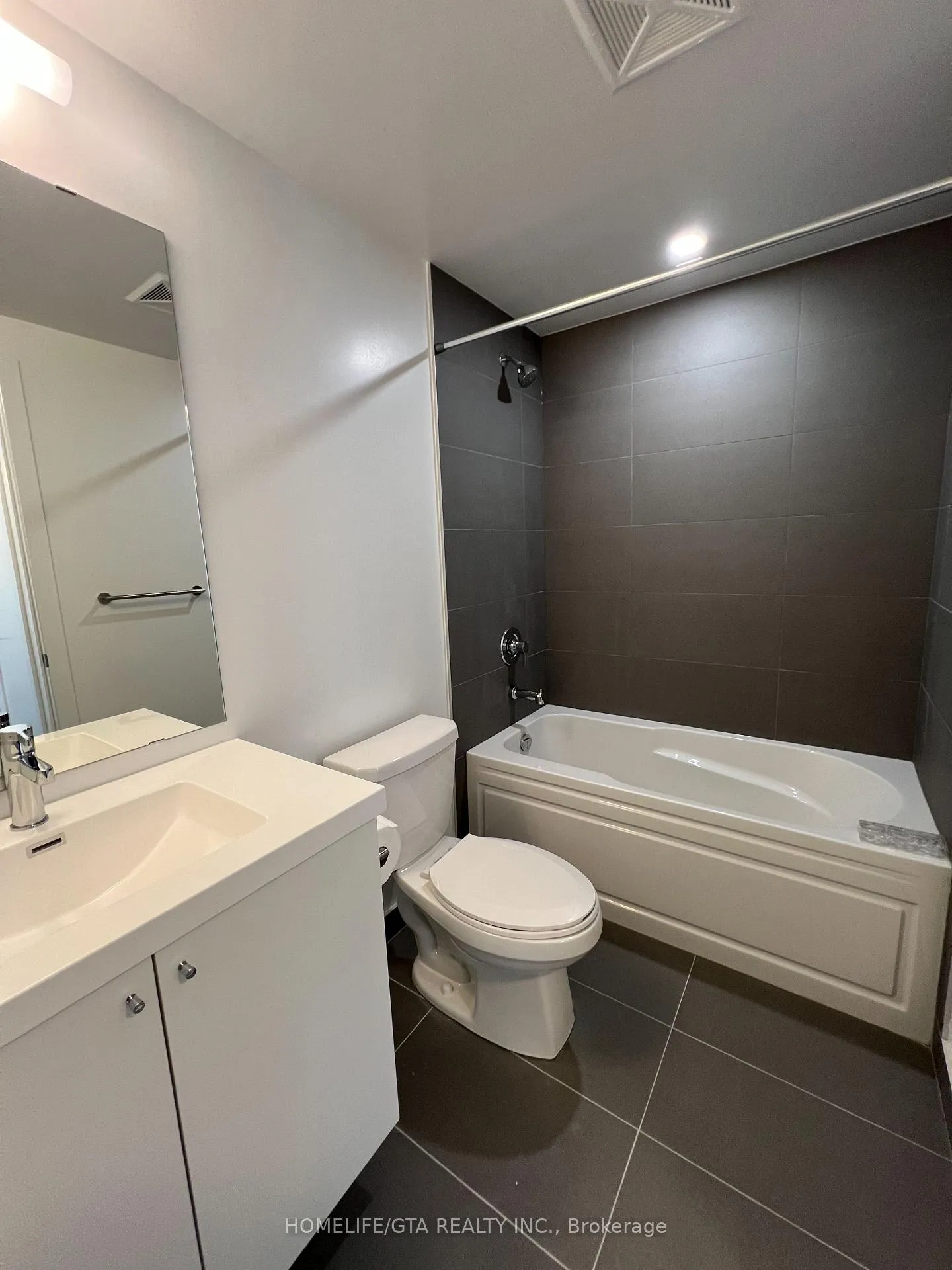 Photo 8 of Unit 540, 2545 Simcoe Street N, Oshawa, Windfields — HOMEH