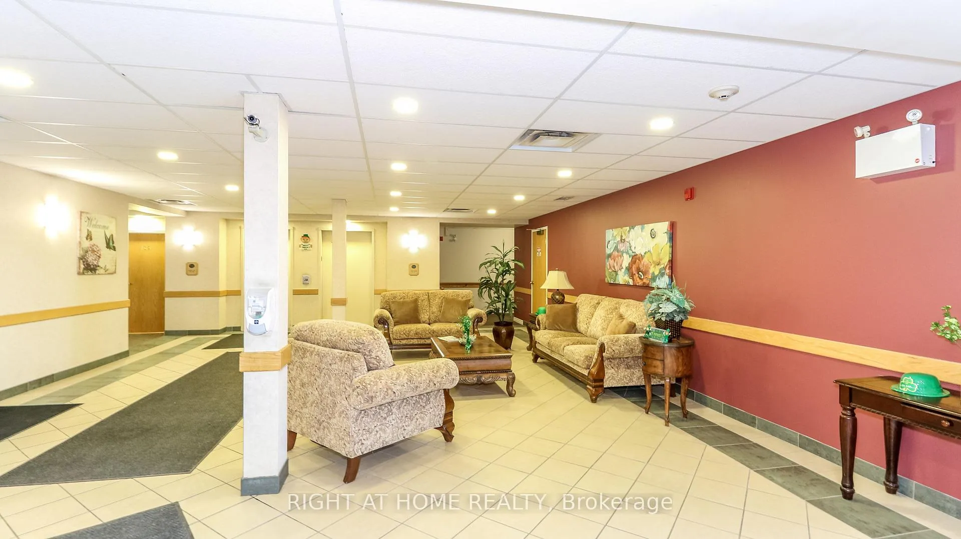 Photo 10 of Unit 311, 94 Dean Avenue, Barrie, Painswick South — HOMEH