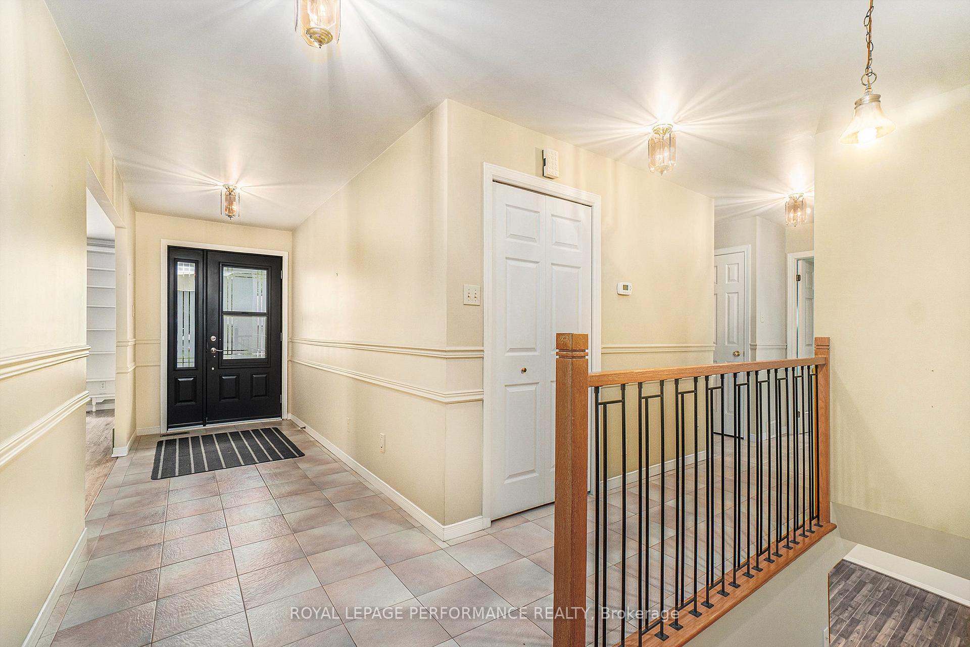 Photo 4 of 572 Dean Drive, Cornwall — HOMEH