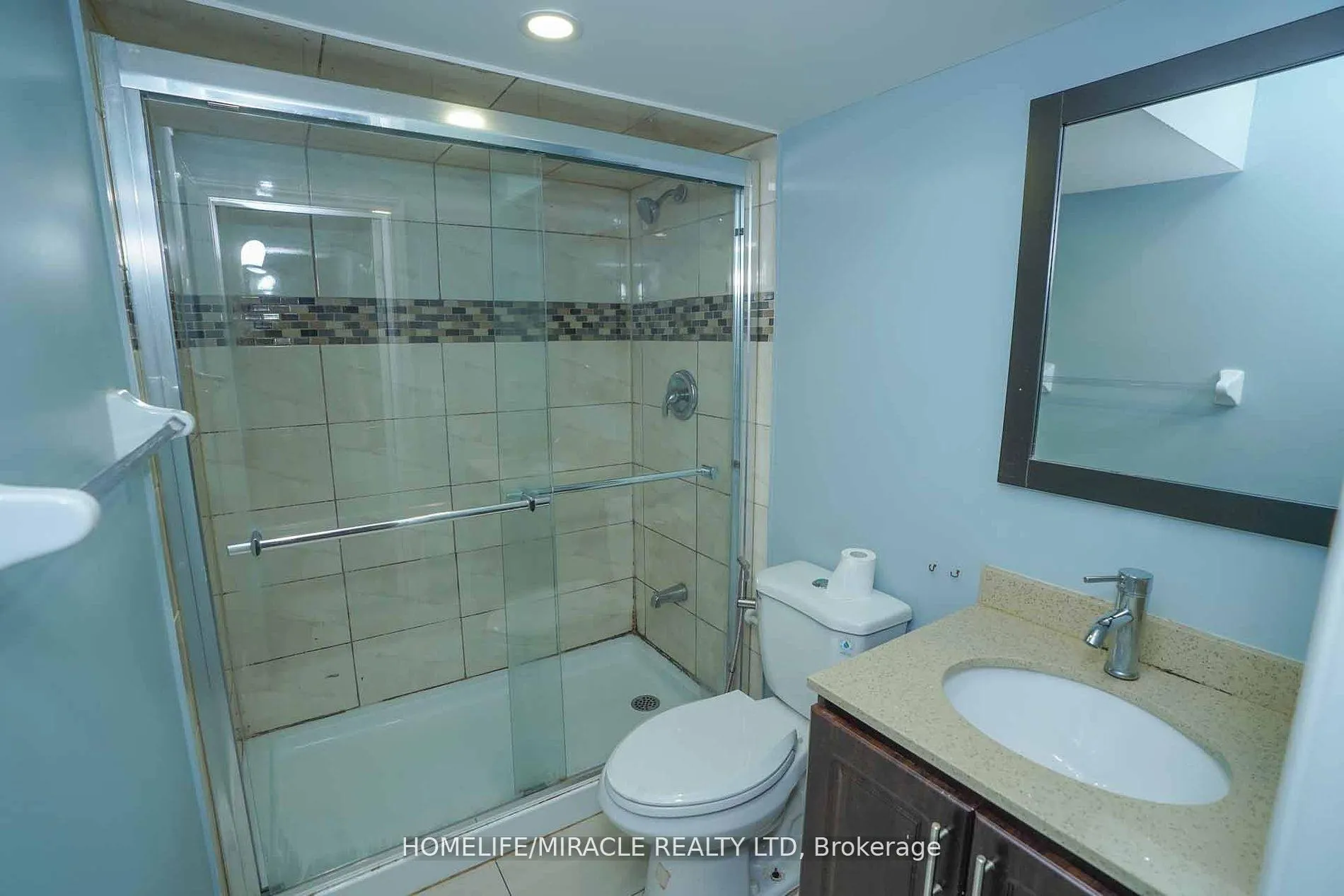 Photo 15 of Unit #Lower, 22 Courtsfield Crescent, Brampton, Fletcher's Meadow — HOMEH