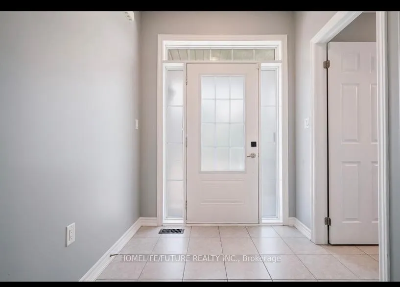 Photo 2 of 51 Arthur McLaughlin Street, Clarington, Bowmanville — HOMEH