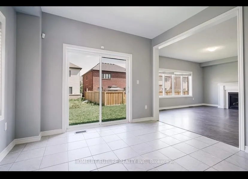 Photo 6 of 51 Arthur McLaughlin Street, Clarington, Bowmanville — HOMEH