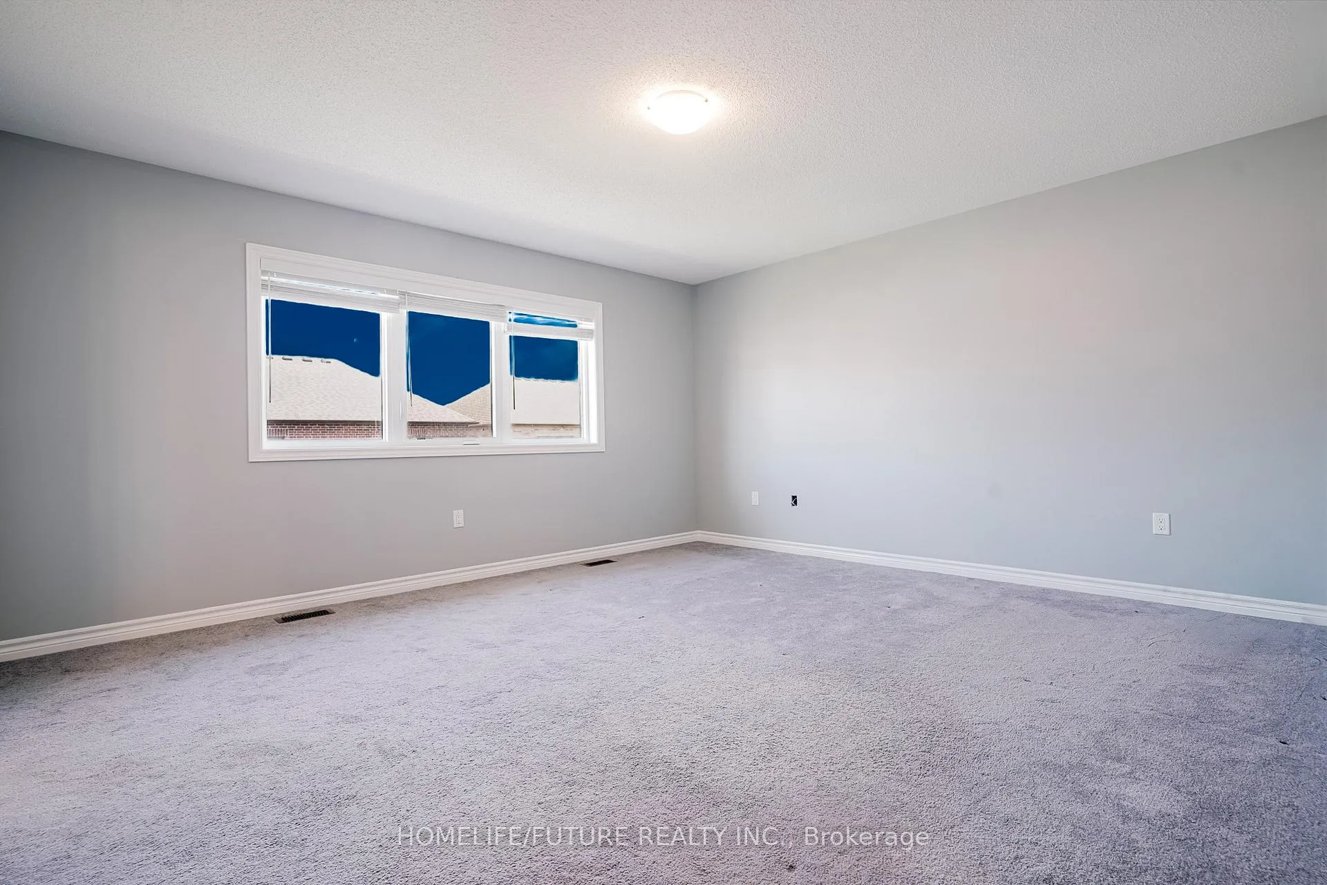 Photo 13 of 51 Arthur McLaughlin Street, Clarington, Bowmanville — HOMEH