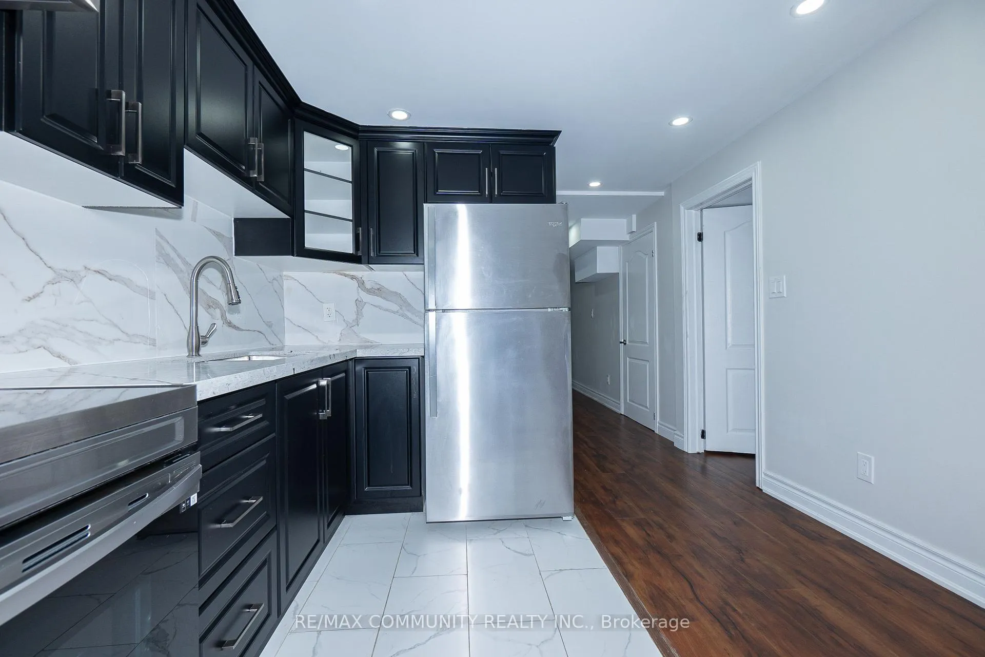 Photo 5 of 53 Cisco Drive, Whitby, Lynde Creek — HOMEH