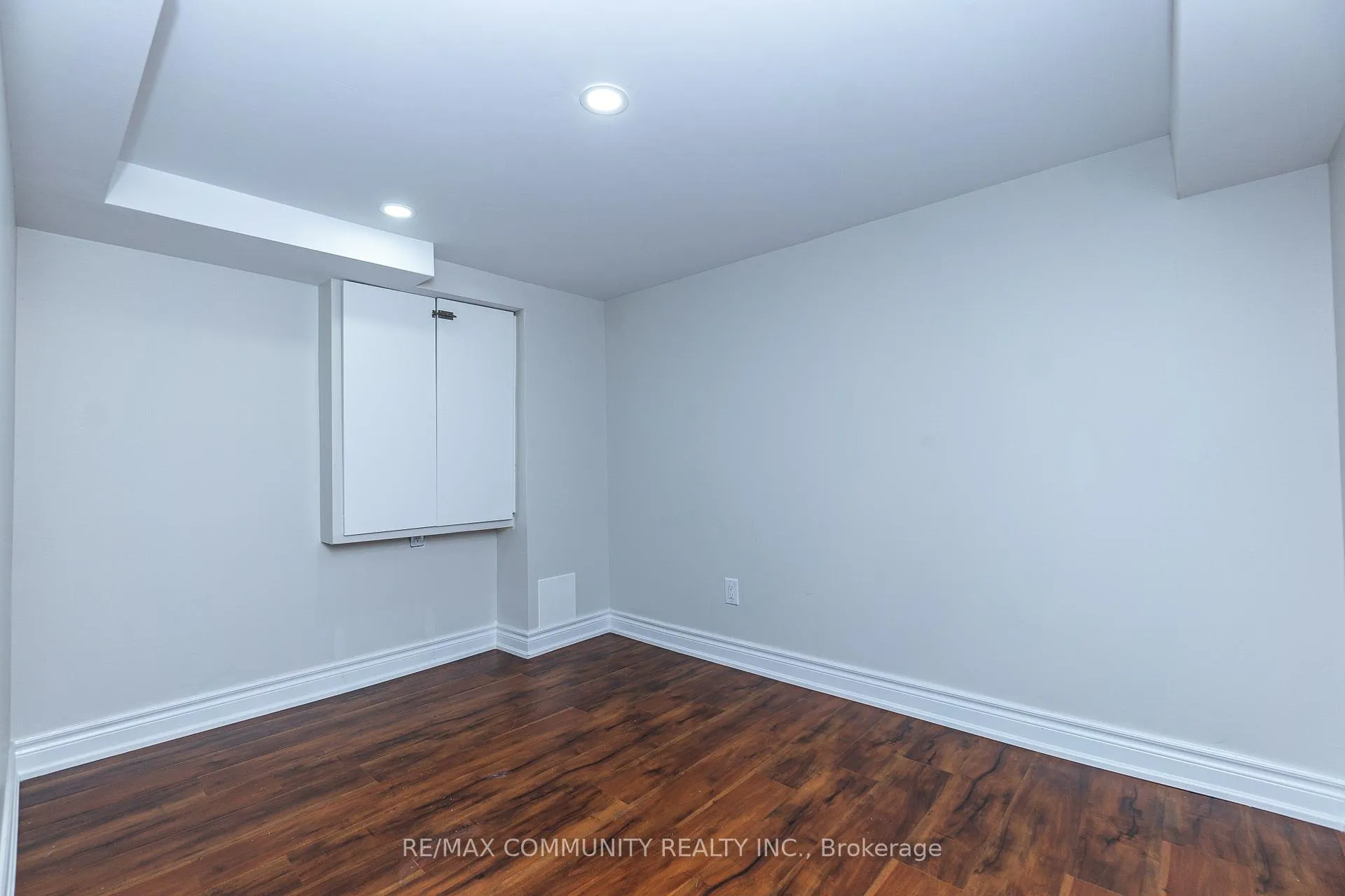 Photo 7 of 53 Cisco Drive, Whitby, Lynde Creek — HOMEH