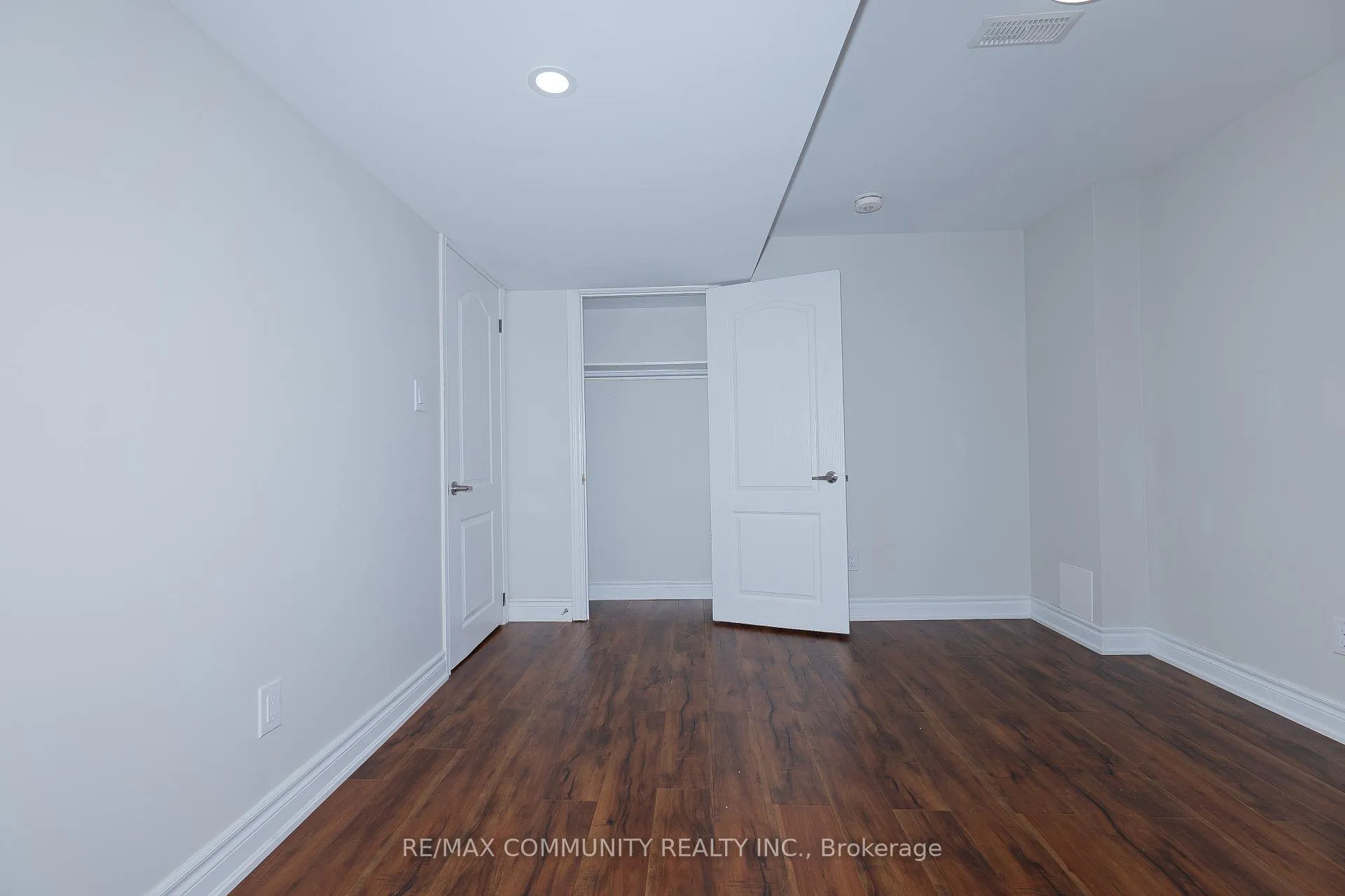 Photo 14 of 53 Cisco Drive, Whitby, Lynde Creek — HOMEH