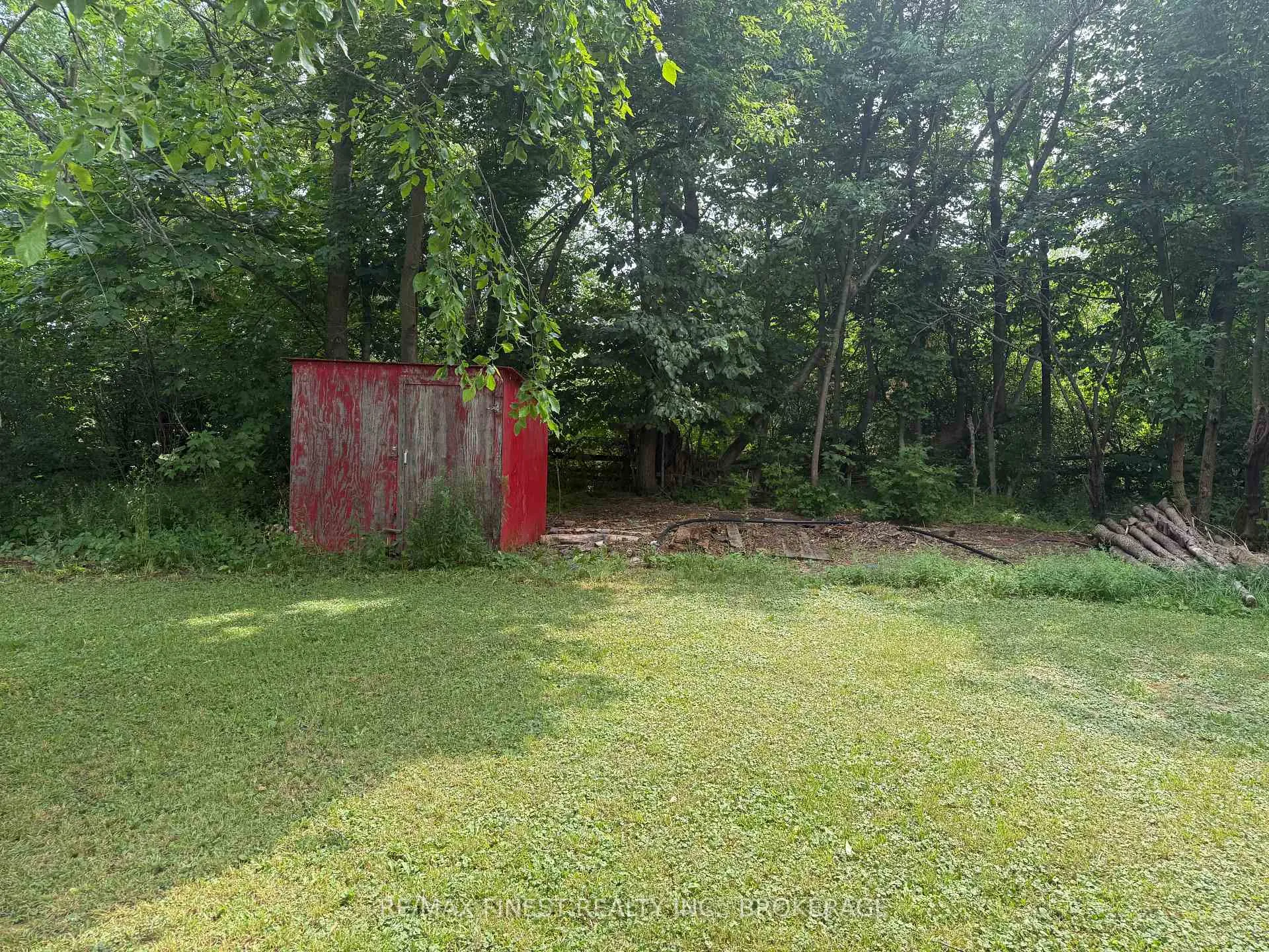 Photo 8 of 2712 Quabbin Road, Kingston, City North of 401 — HOMEH