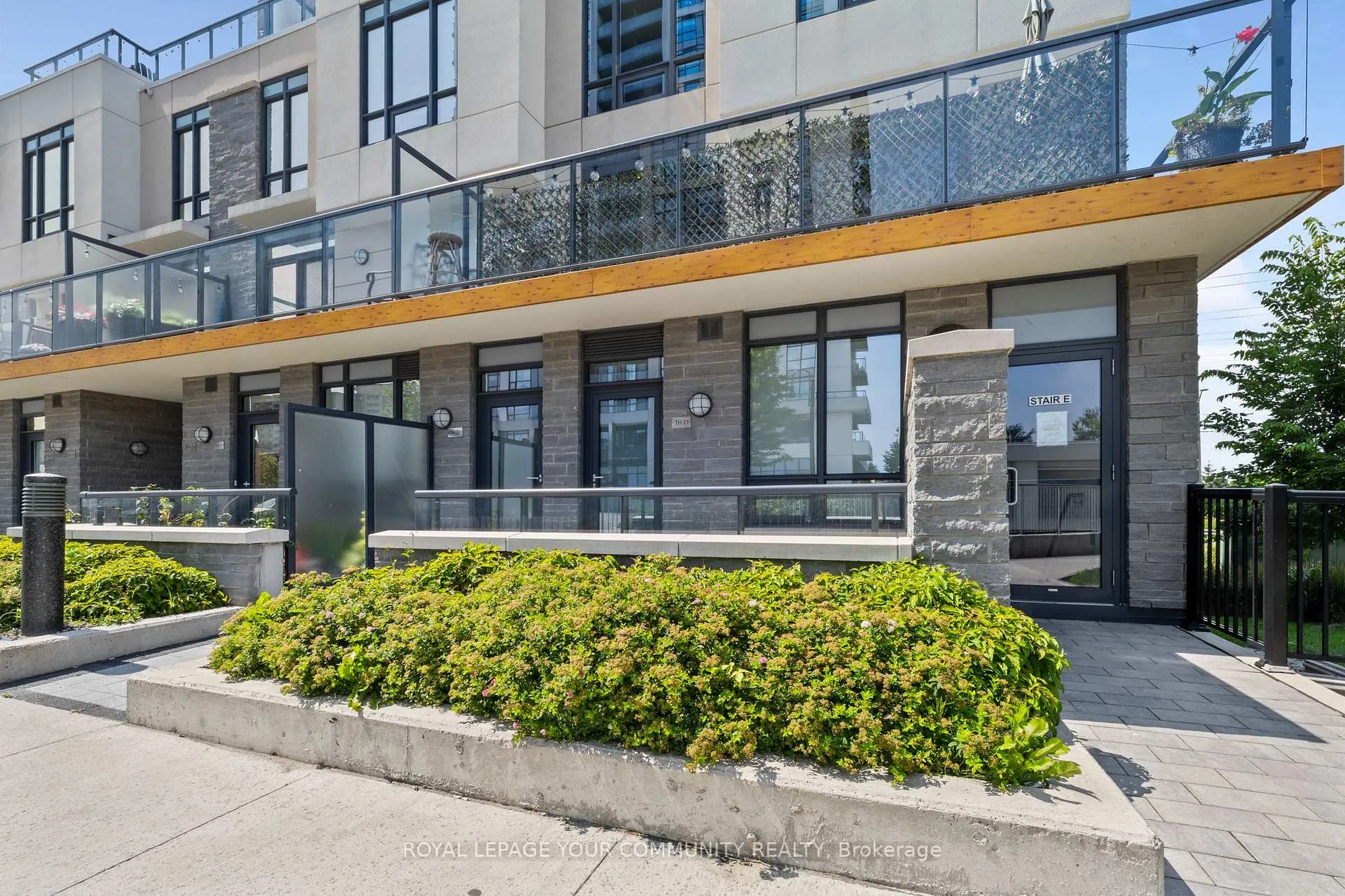 Front of Unit 21, 1245 Bayly Street