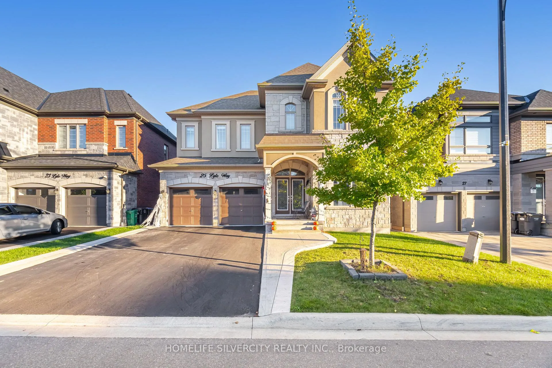 Photo 3 of Unit Bsmt, 25 Lyle Way, Brampton, Credit Valley — HOMEH