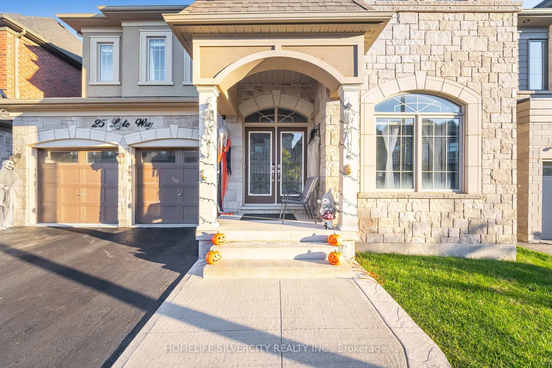 Photo 6 of Unit Bsmt, 25 Lyle Way, Brampton, Credit Valley — HOMEH