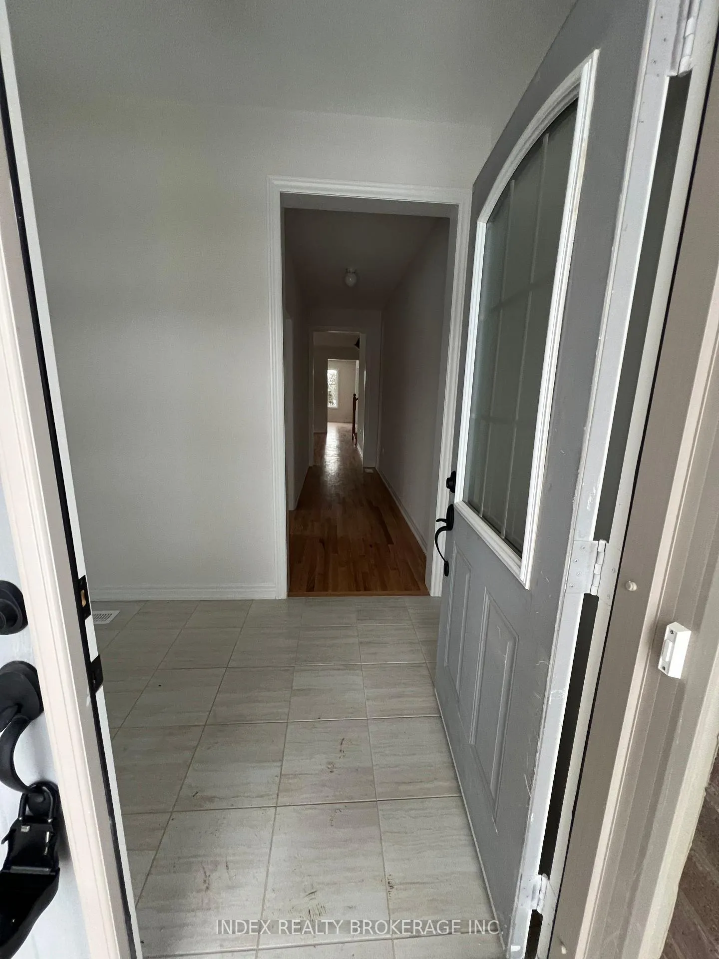 Photo 3 of 299 Trillium Court, Shelburne — HOMEH