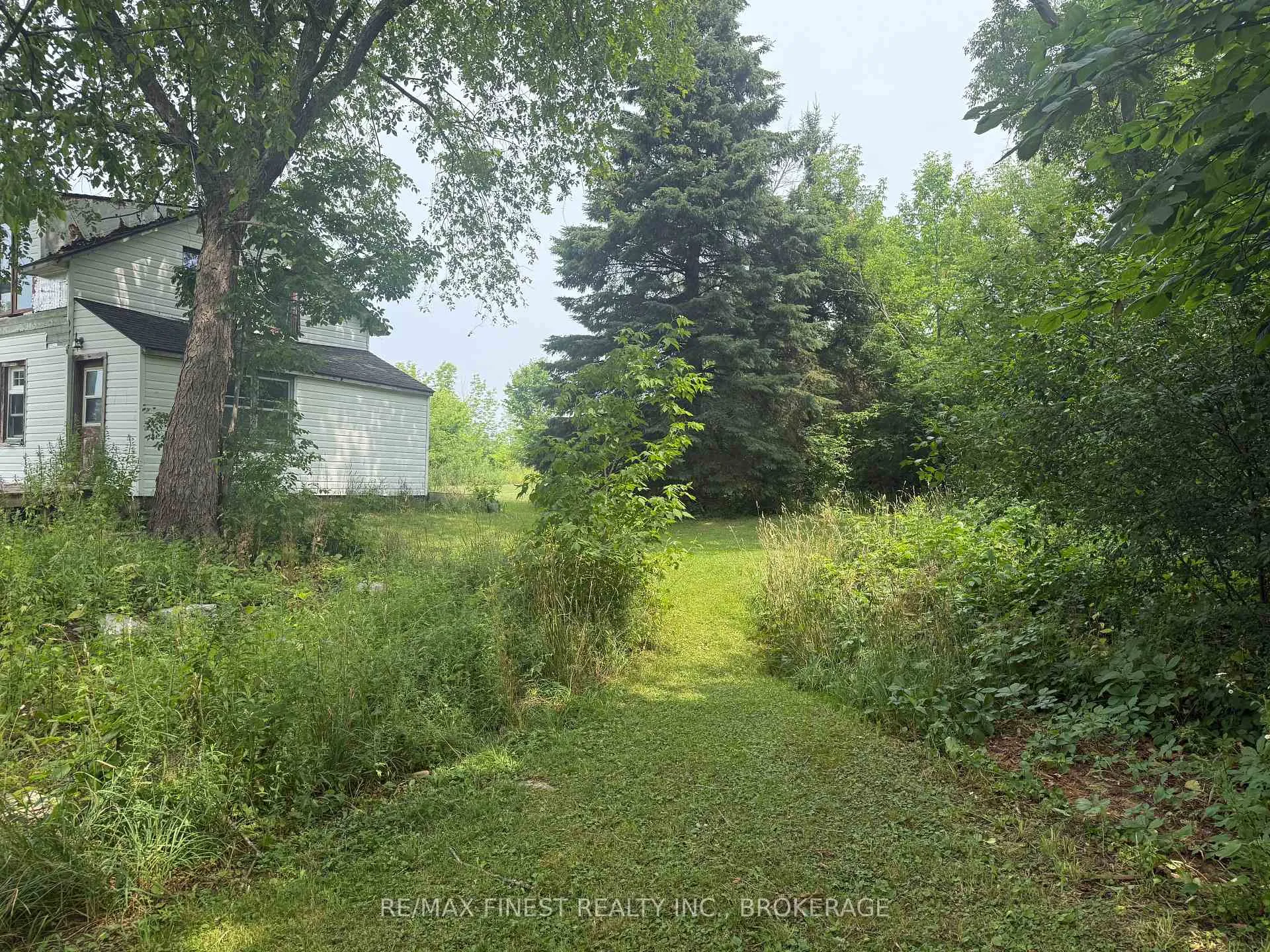 Photo 13 of 2712A Quabbin Road, Kingston, City North of 401 — HOMEH