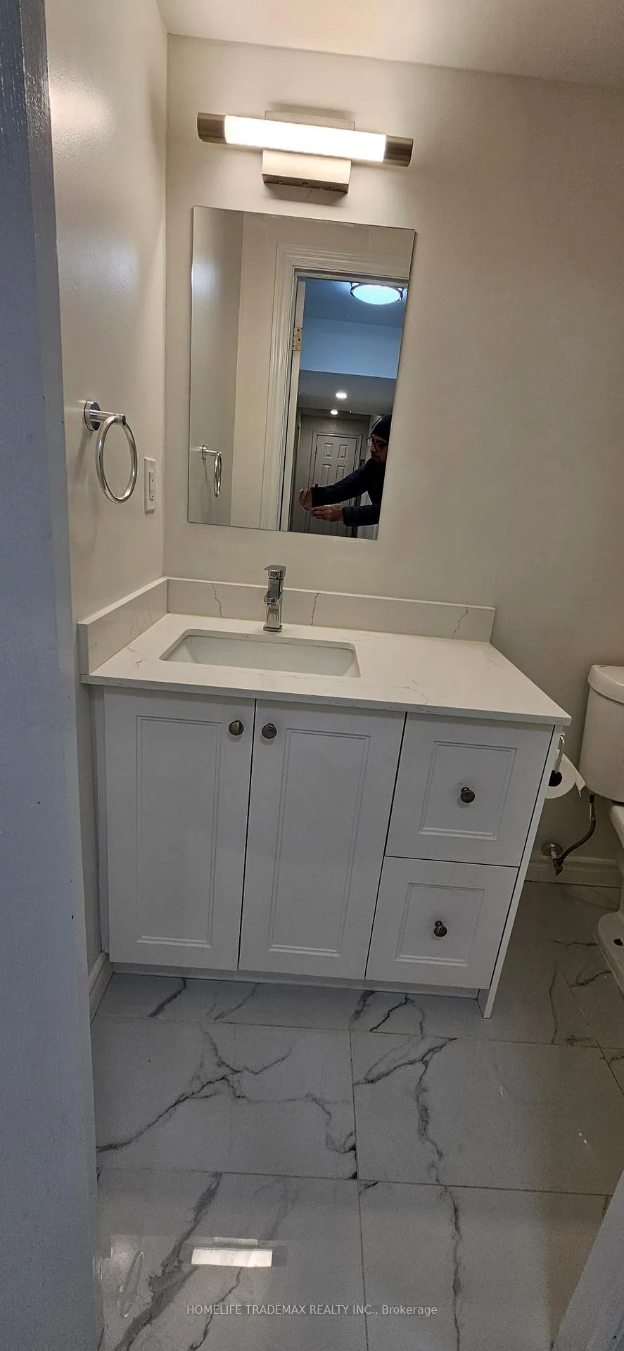 Photo 7 of Unit Bsmt, 1 Reign Lane, Markham, Cedarwood — HOMEH