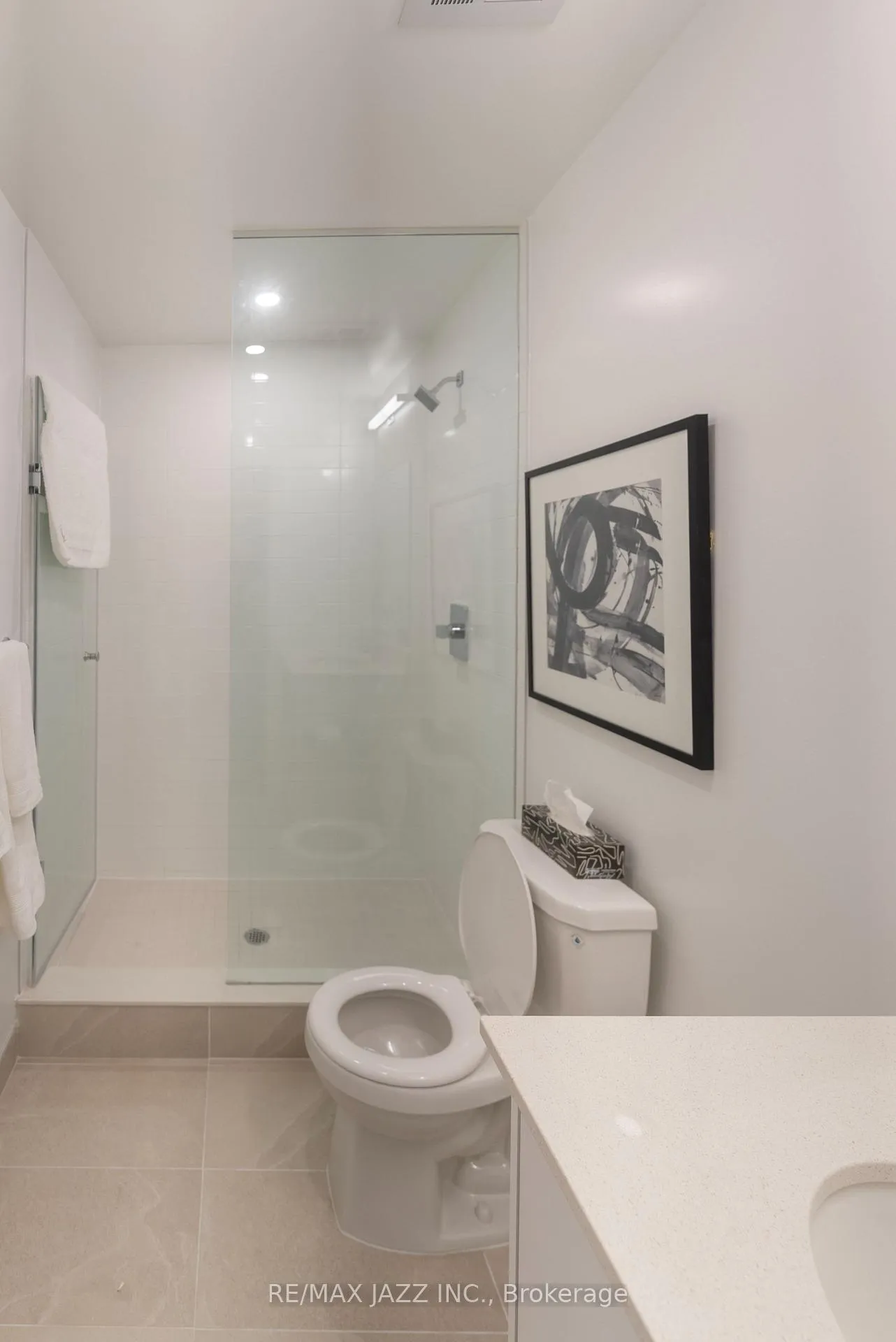 Photo 7 of Unit 1601, 80 Bond Street E, Oshawa, O'Neill — HOMEH