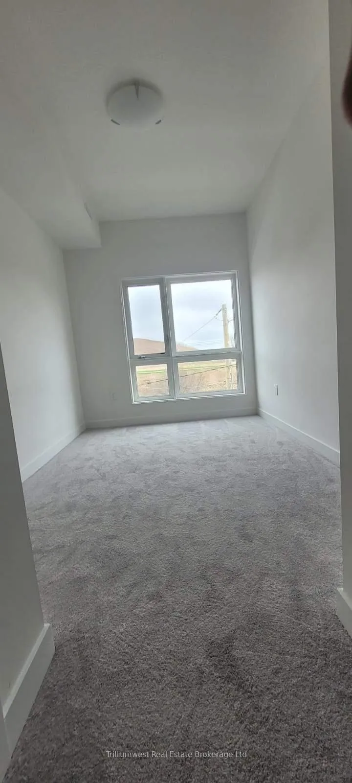 Photo 5 of Unit D12, 10 Palace Street, Kitchener — HOMEH