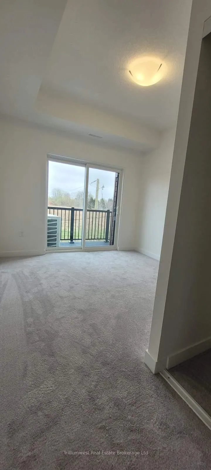 Photo 7 of Unit D12, 10 Palace Street, Kitchener — HOMEH