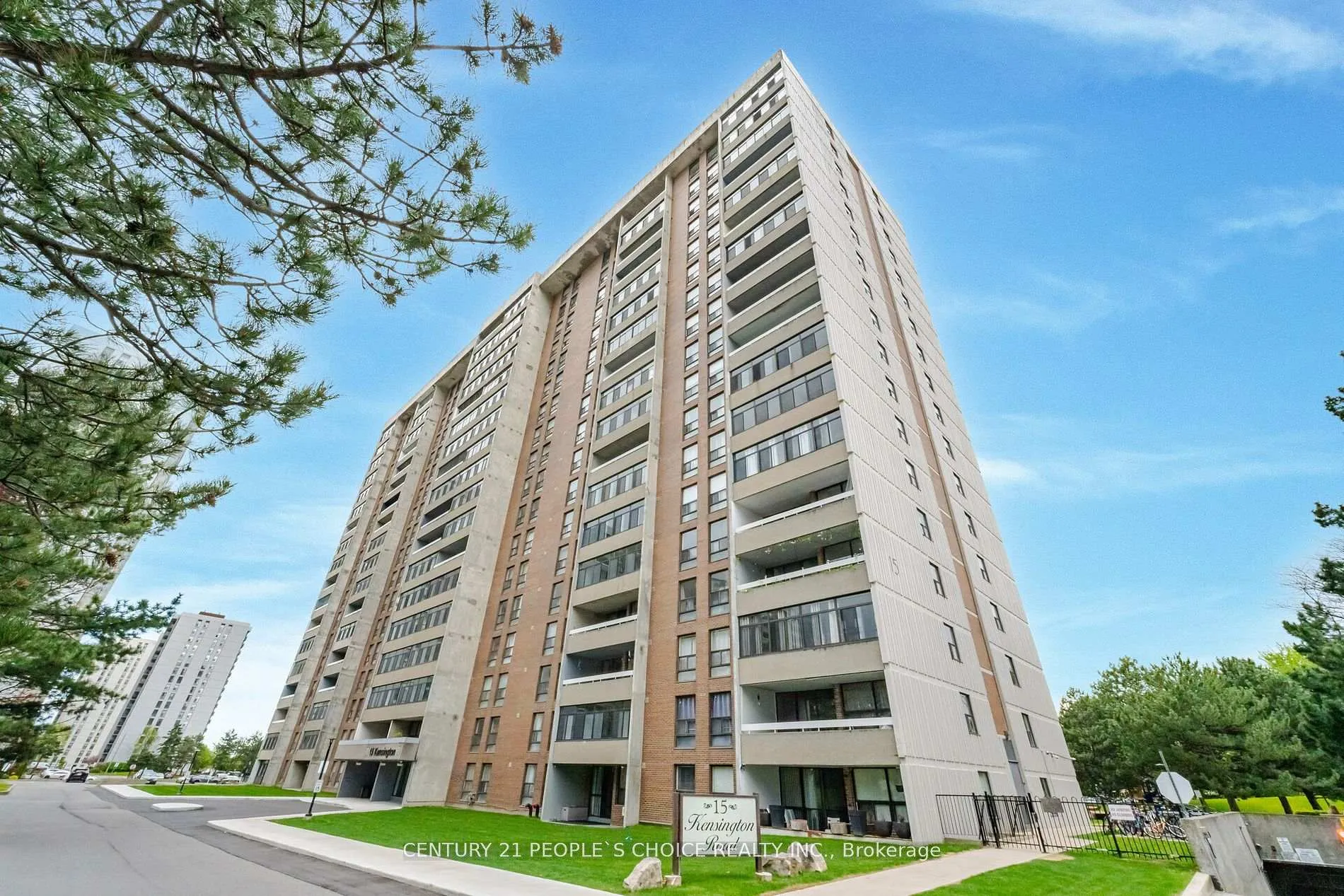 Front of Unit 1508, 15 Kensington Road