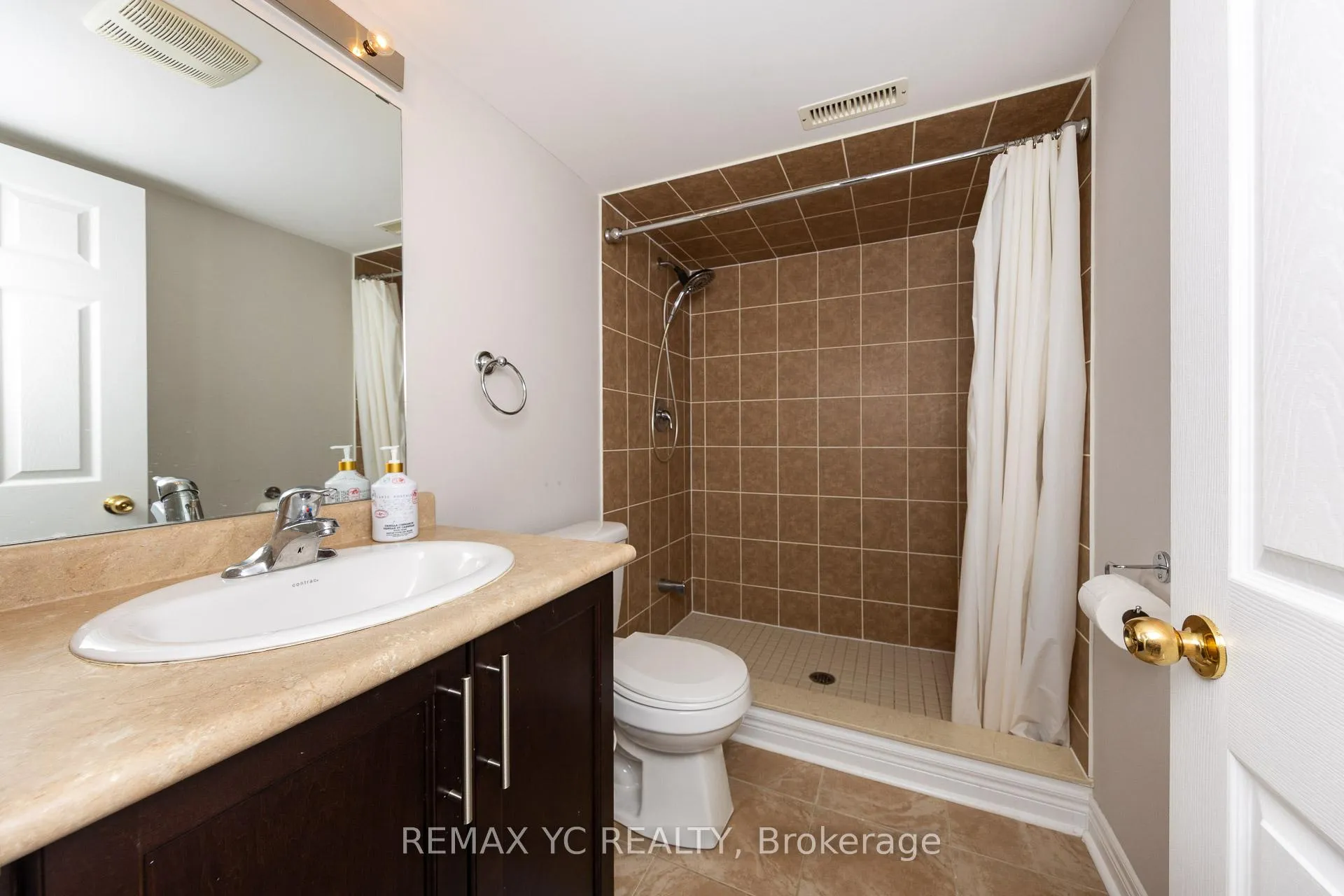 Photo 39 of 87 Chayna Crescent, Vaughan, Patterson — HOMEH