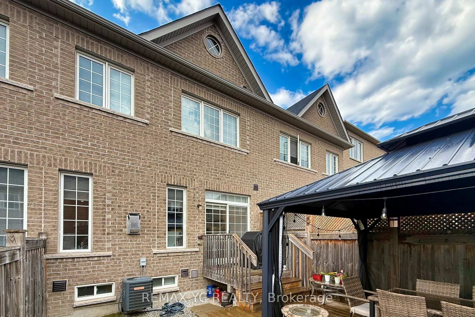 Photo 45 of 87 Chayna Crescent, Vaughan, Patterson — HOMEH