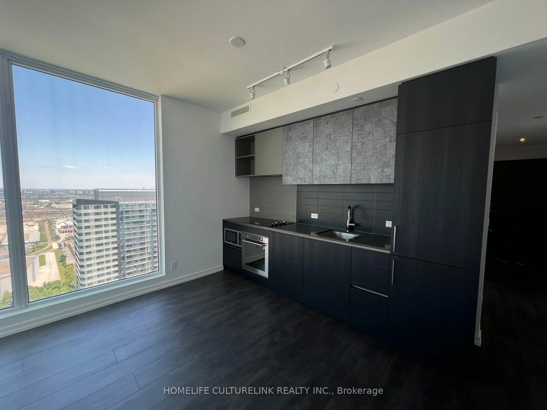 Front of Unit 4203, 1000 Portage Parkway