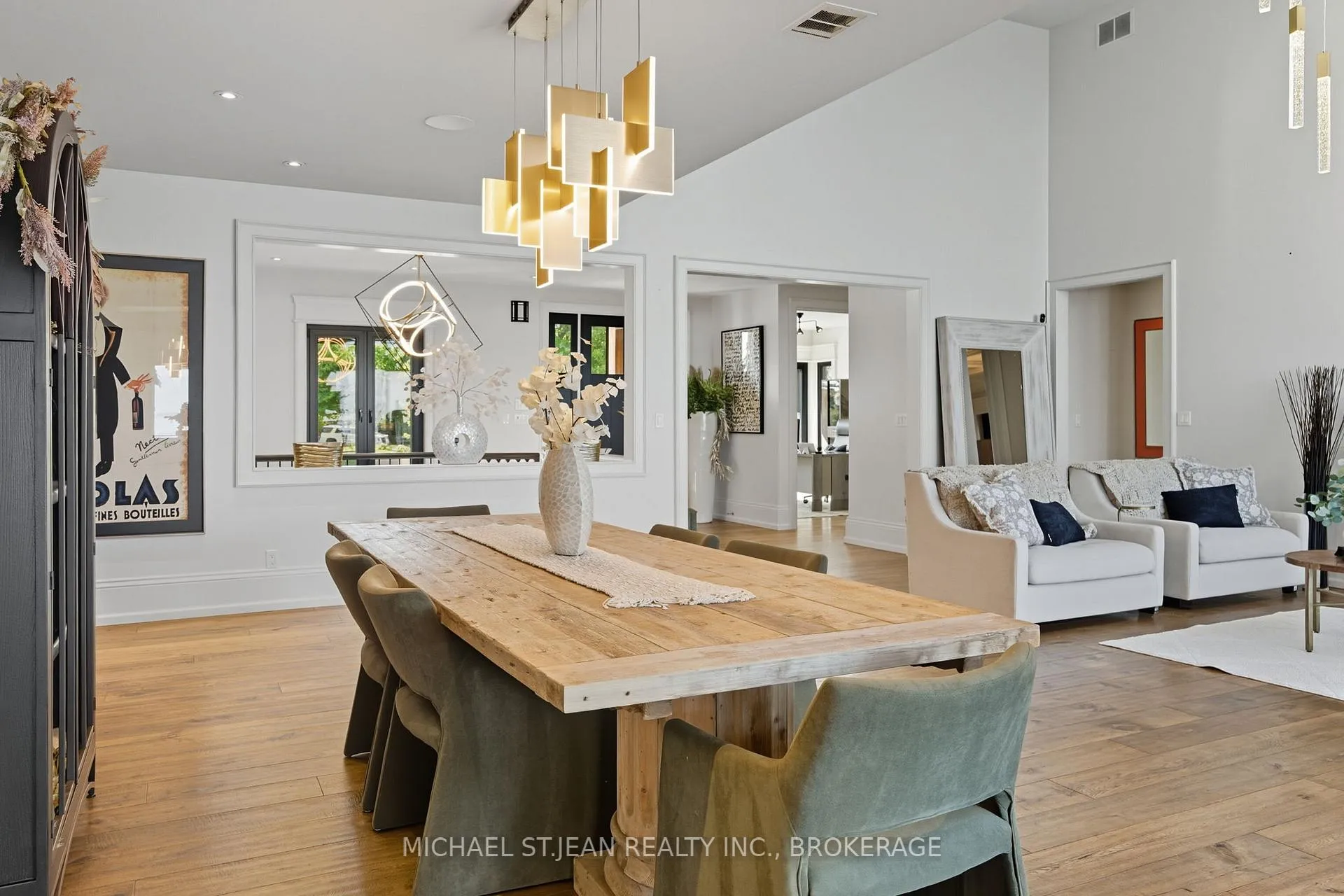 Photo 18 of 9 Lochside Drive, Hamilton, Stoney Creek — HOMEH