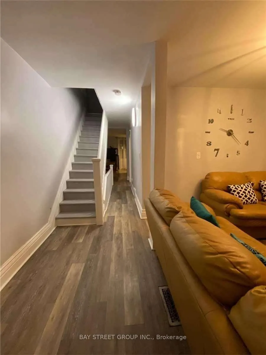 Photo 5 of Unit 2, 1392 queen Street E, Toronto, Greenwood-Coxwell — HOMEH