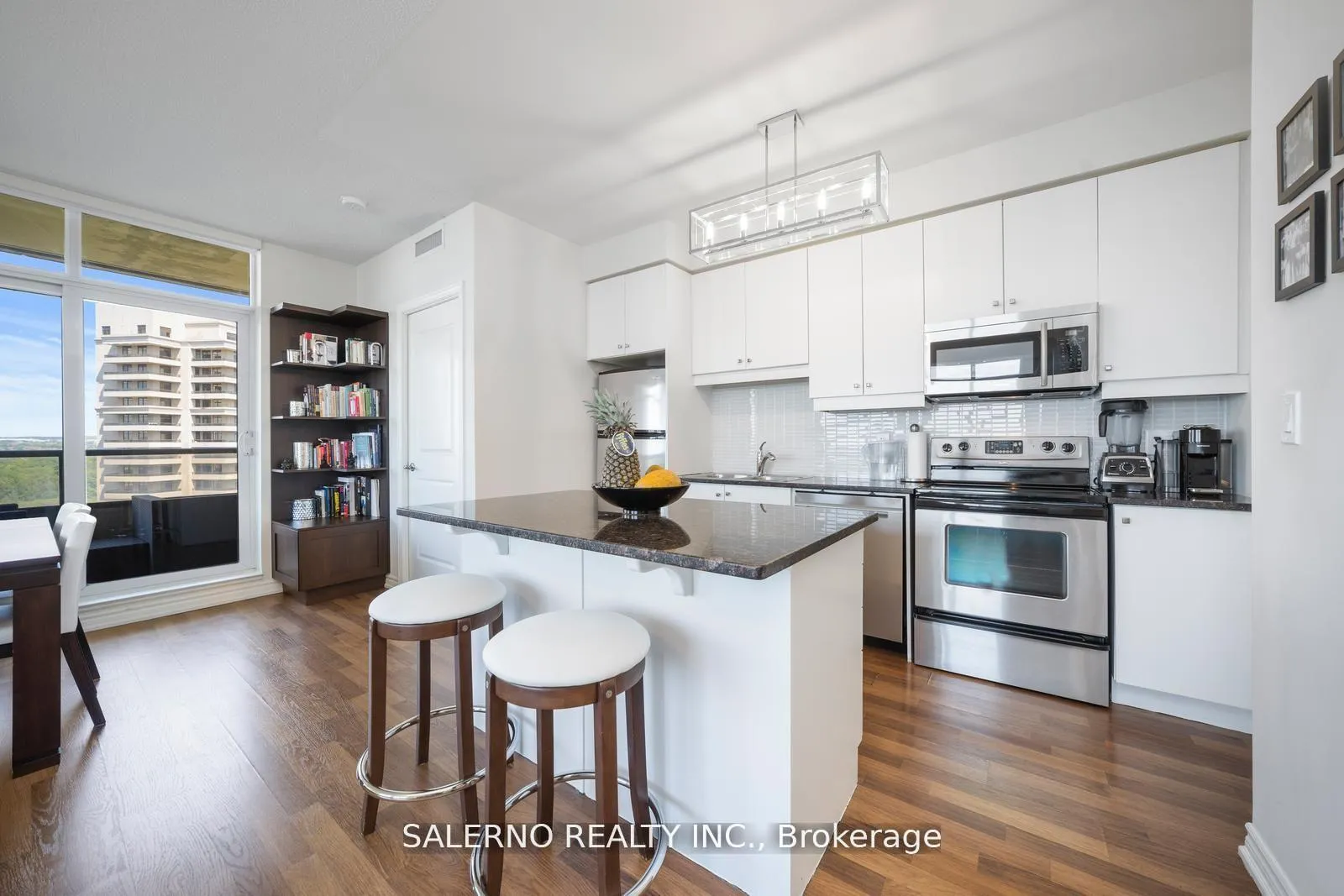 Photo 18 of Unit 1105, 9225 Jane Street, Vaughan, Maple — HOMEH