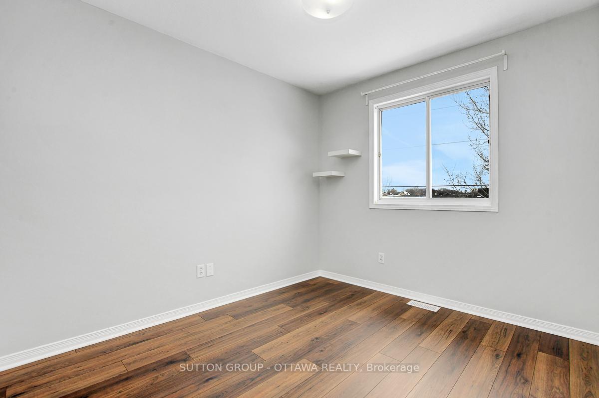 Photo 23 of 94 Crampton Drive, Carleton Place — HOMEH