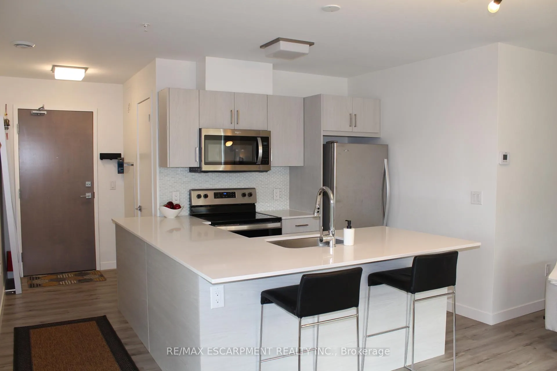 Photo 2 of Unit 308, 479 Charlton Avenue E, Hamilton, Stinson — HOMEH