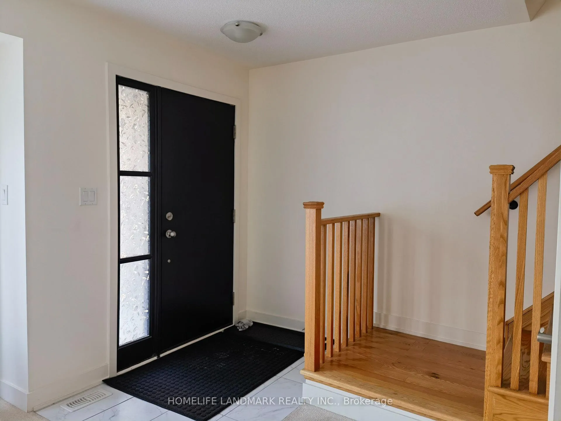 Photo 2 of 38 Benoit Street, Vaughan, Vellore Village — HOMEH
