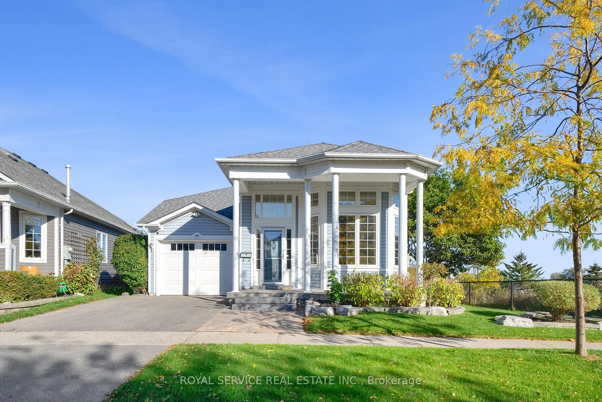 Photo 1 of 86 Carveth Crescent, Clarington, Newcastle — HOMEH