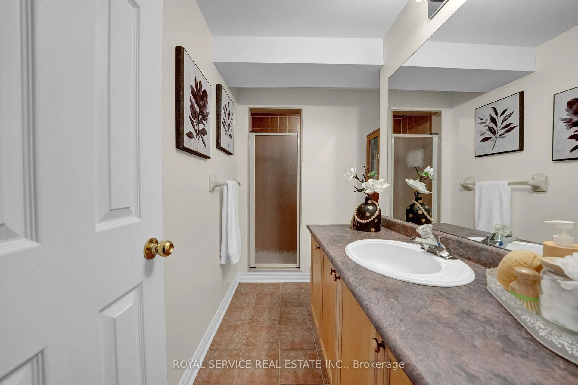 Photo 41 of 86 Carveth Crescent, Clarington, Newcastle — HOMEH