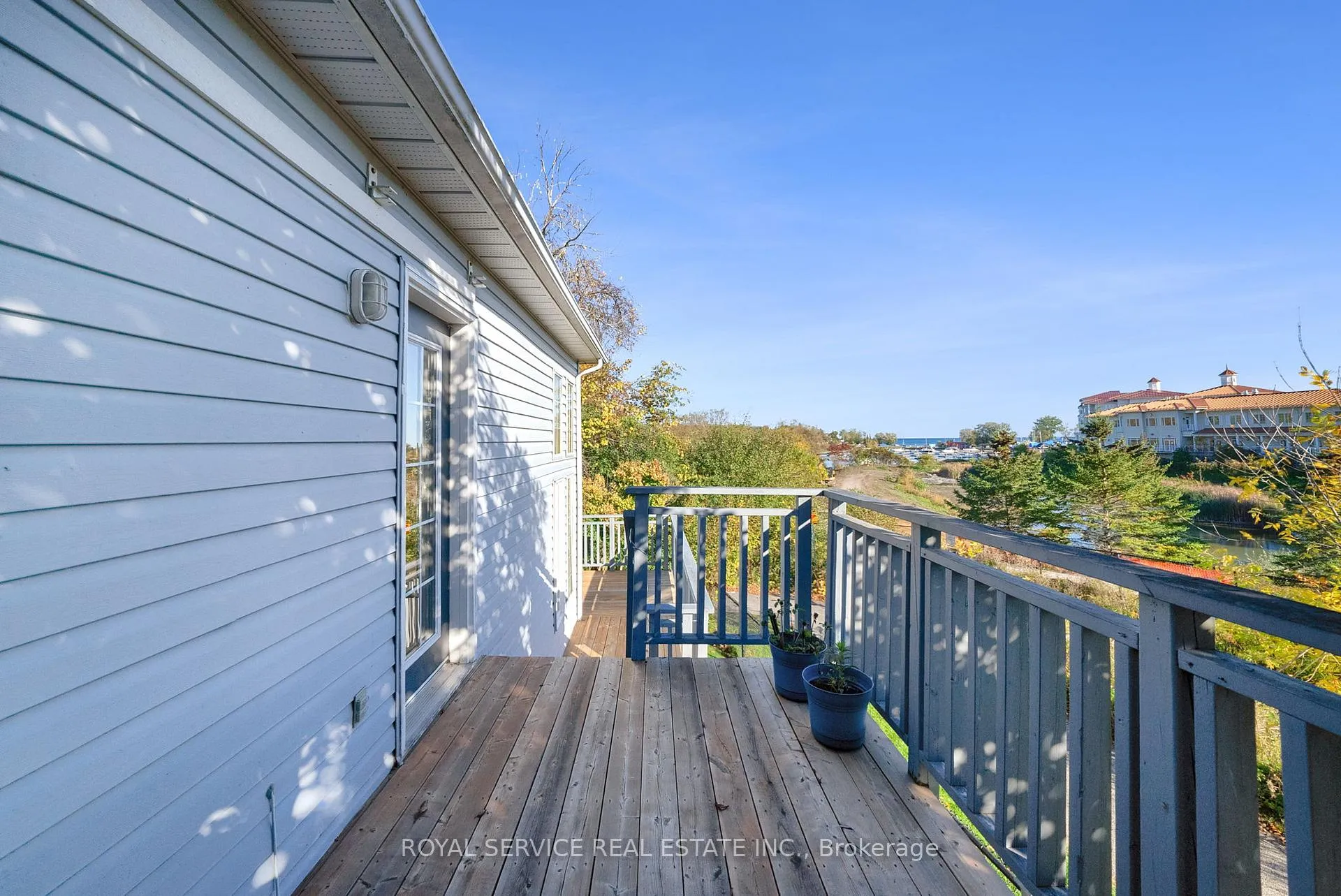 Photo 44 of 86 Carveth Crescent, Clarington, Newcastle — HOMEH