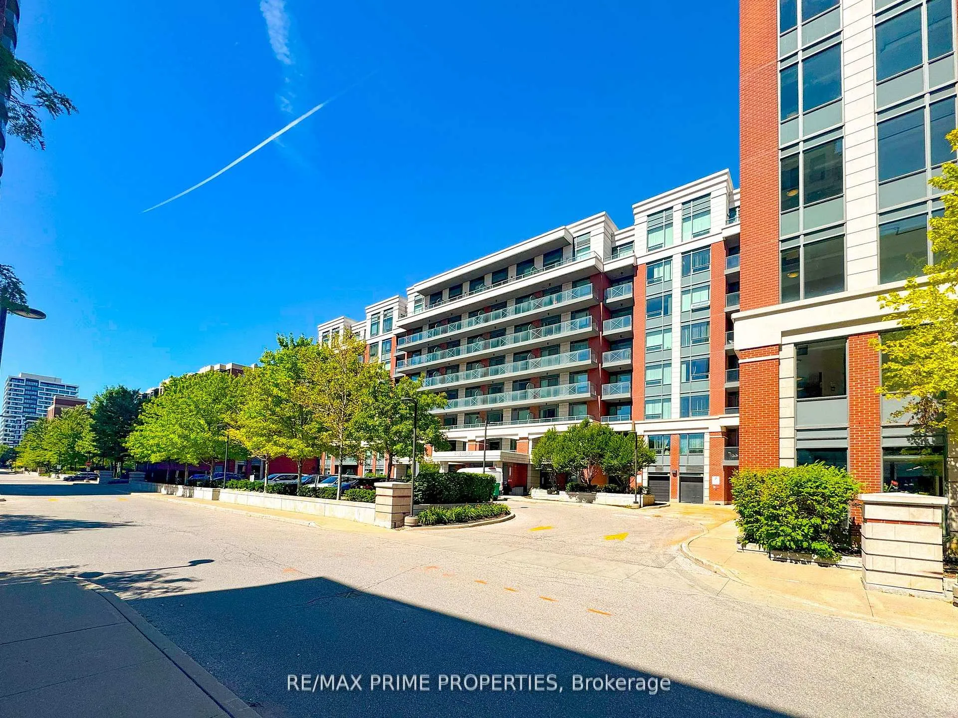 Photo 3 of Unit 510, 8228 Birchmount Road, Markham, Unionville — HOMEH