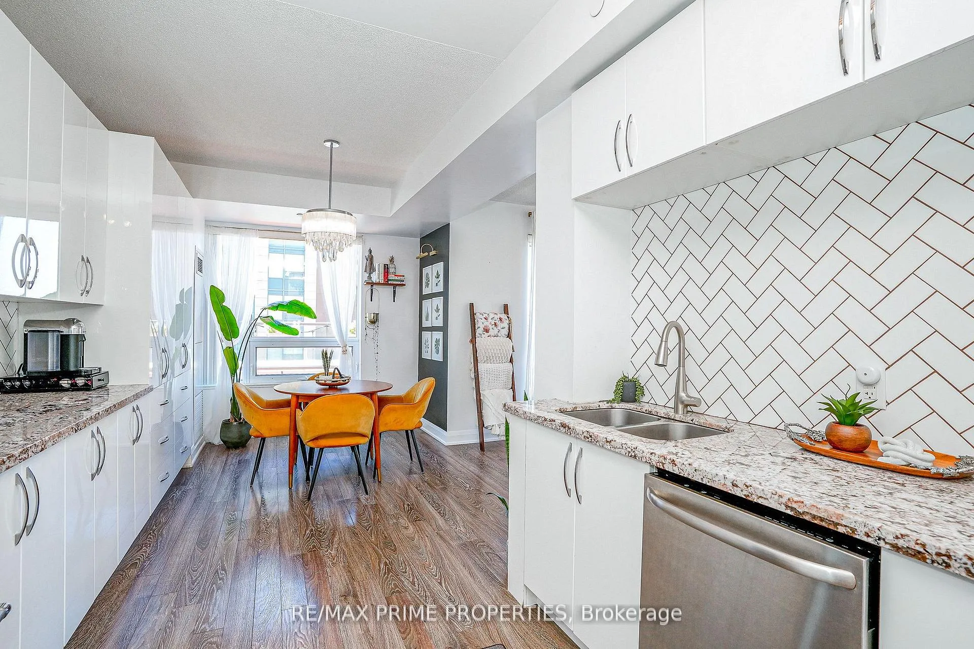 Photo 14 of Unit 510, 8228 Birchmount Road, Markham, Unionville — HOMEH