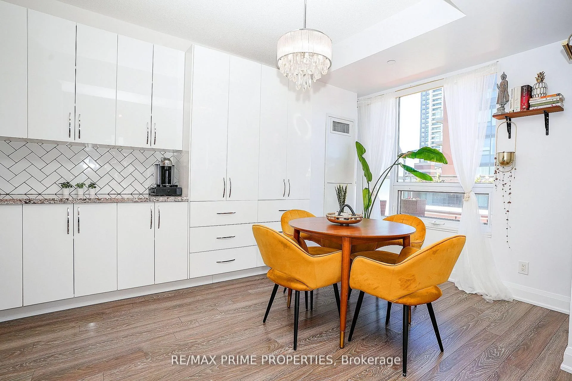 Photo 15 of Unit 510, 8228 Birchmount Road, Markham, Unionville — HOMEH