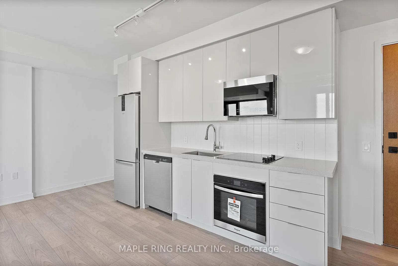 Photo 10 of Unit 5604, 2920 Highway 7 Road, Vaughan, Concord — HOMEH