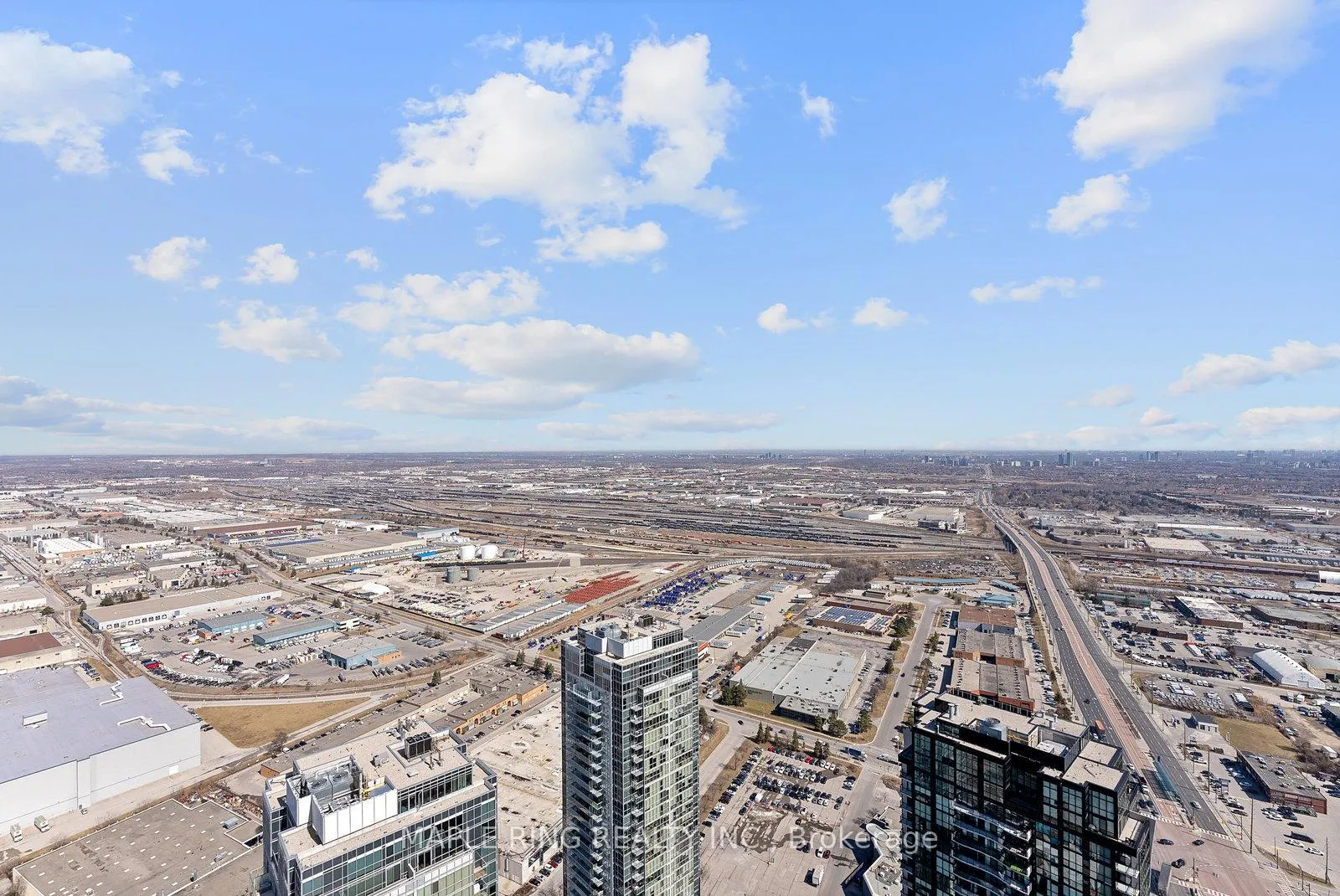 Photo 19 of Unit 5604, 2920 Highway 7 Road, Vaughan, Concord — HOMEH