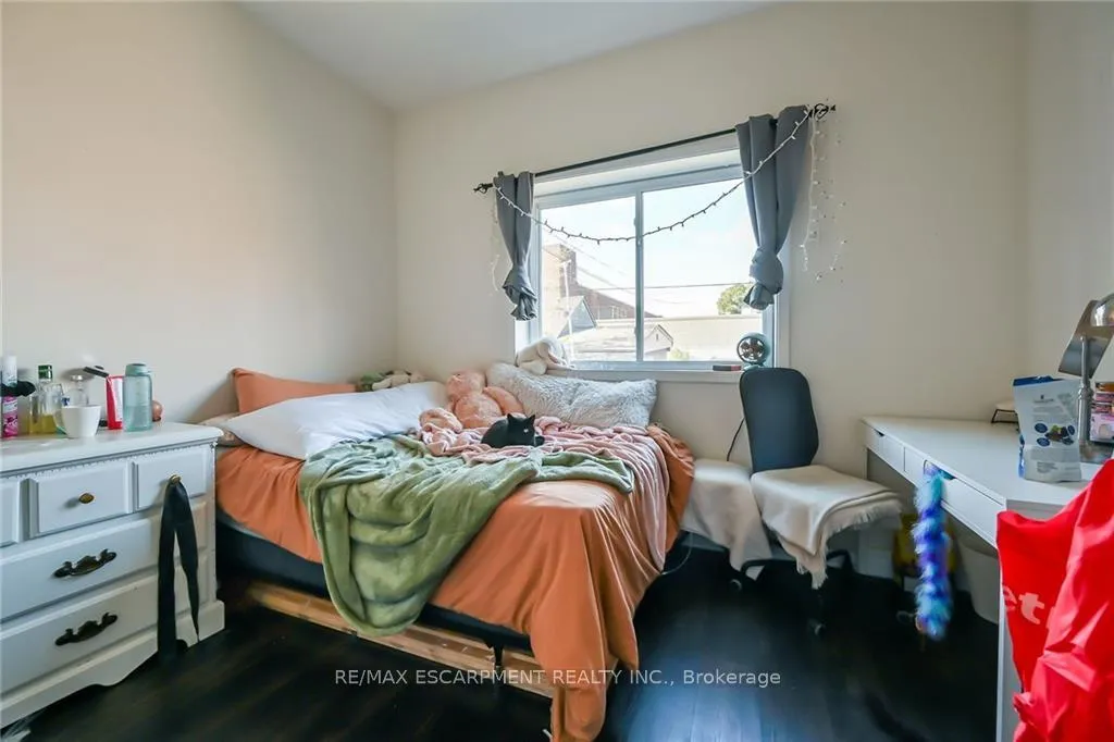 Photo 12 of 159 Wentworth Street N, Hamilton, Landsdale — HOMEH