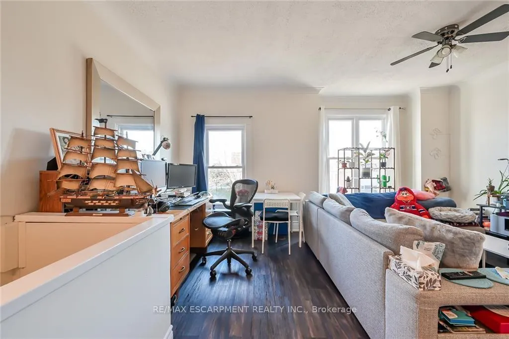 Photo 19 of 159 Wentworth Street N, Hamilton, Landsdale — HOMEH