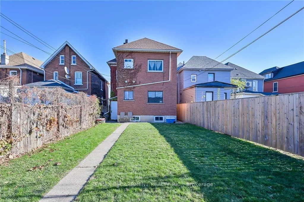 Photo 39 of 159 Wentworth Street N, Hamilton, Landsdale — HOMEH