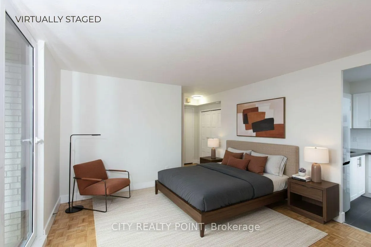 Front of Unit 402, 485 Huron Street