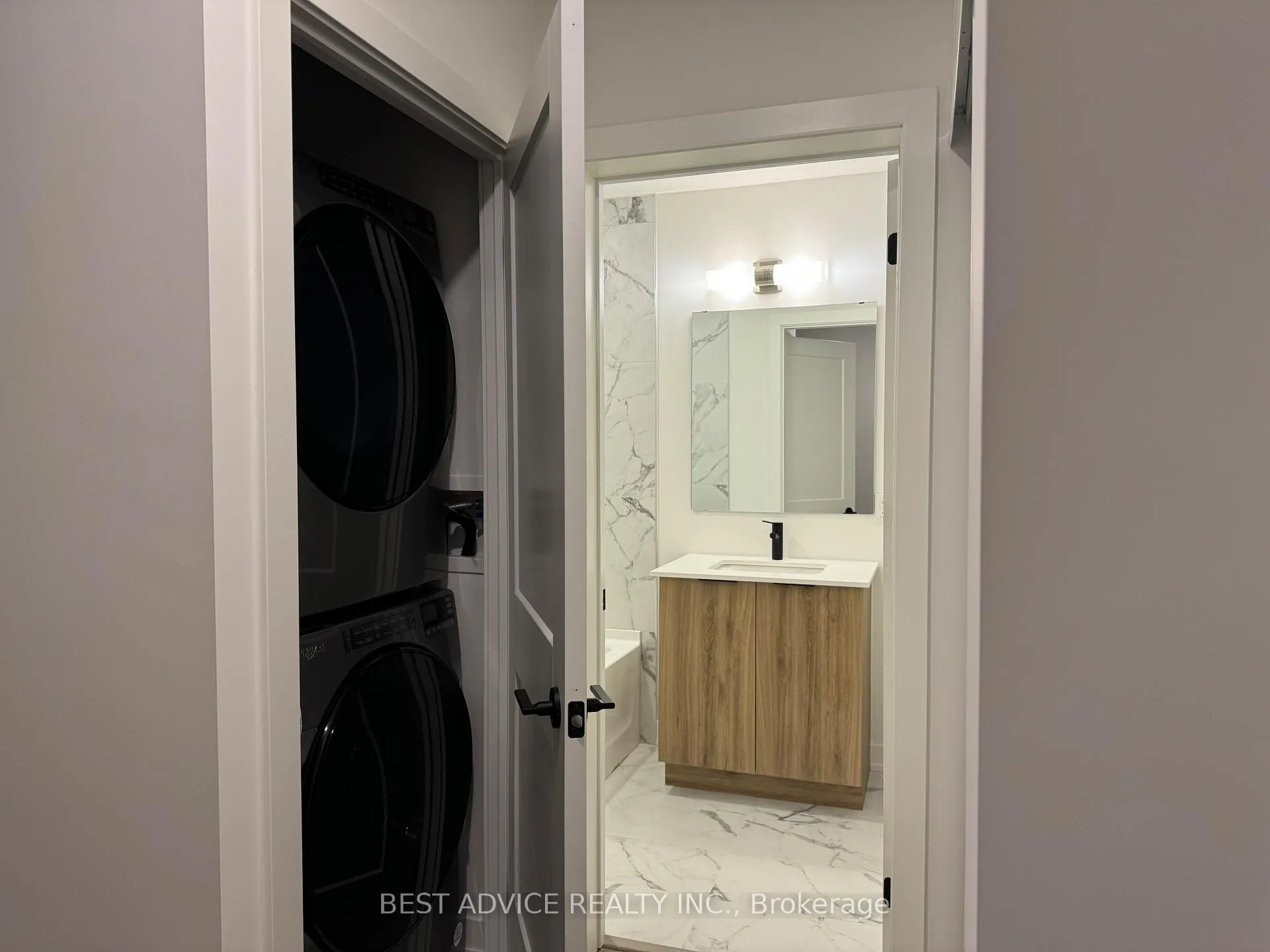 Photo 13 of Unit 1207, 56 Lakeside Terrace, Barrie, Little Lake — HOMEH