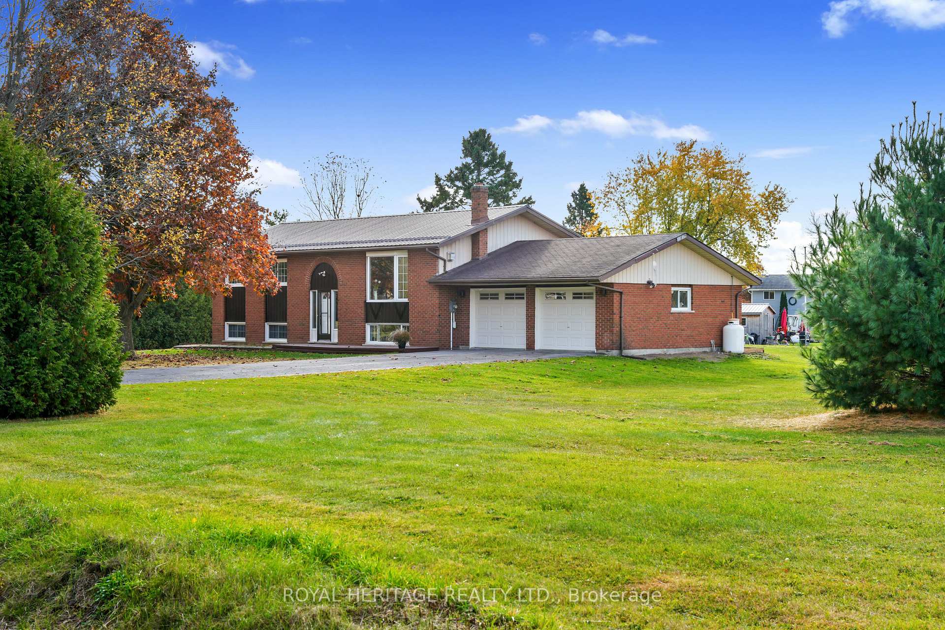 Photo 2 of 223 Lakeshore Road, Brighton, Rural Brighton — HOMEH